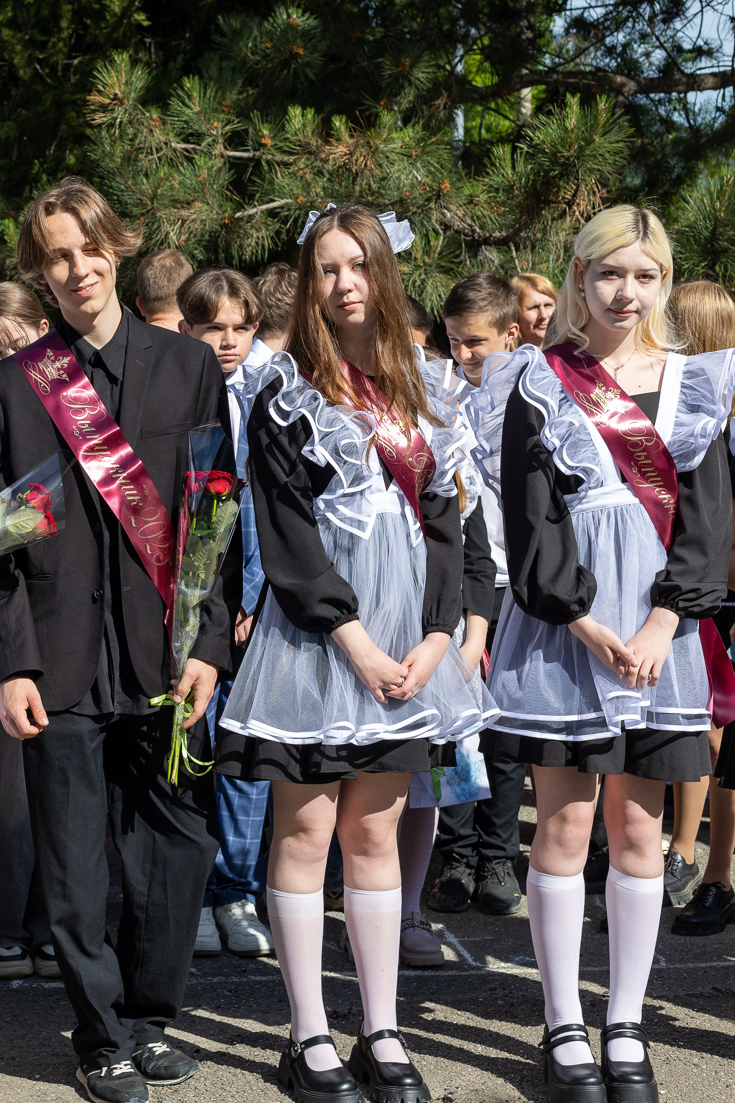 Последний звонок. Выпускные альбомы Майкоп, Краснодар Елена Золотарева