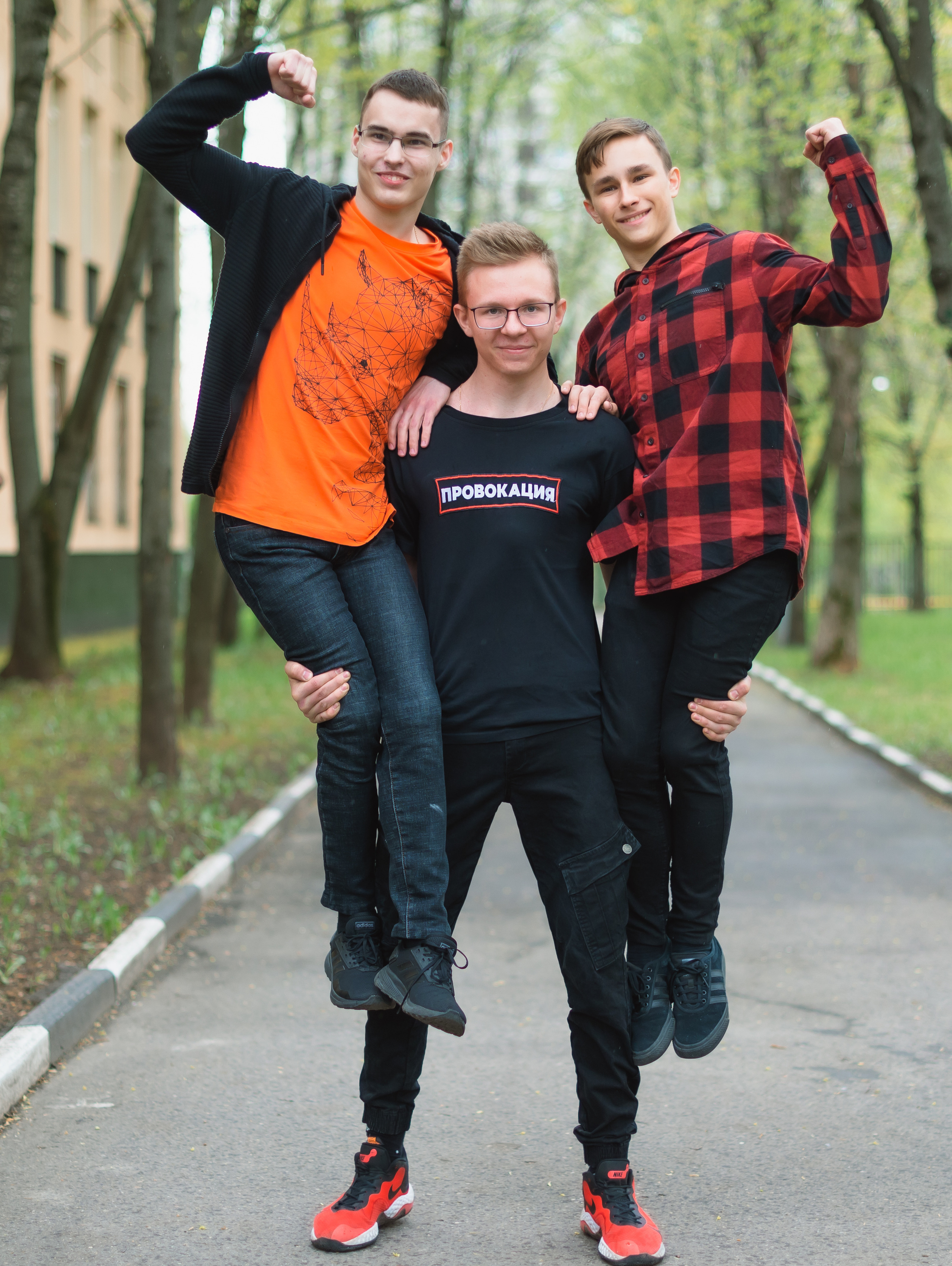 Репортажно — постановочные. Выпускные альбомы в Москве и Подмосковье