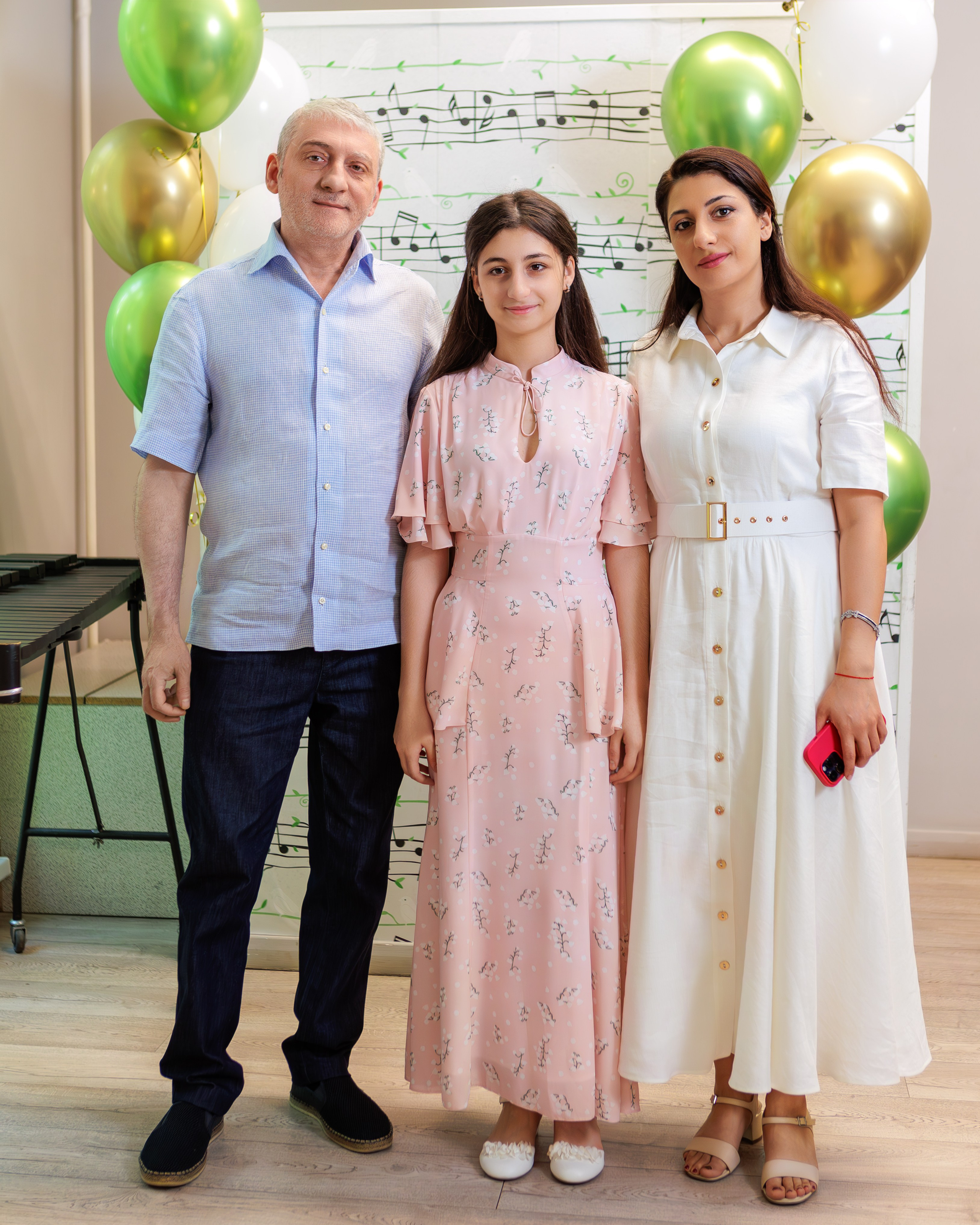 Вручение дипломов в Детской музыкальной школе имени Н. П. Будашкина. Выпускные альбомы и школьный фотограф в Подольске, Троицке, Щербинке, Москве и Московской области