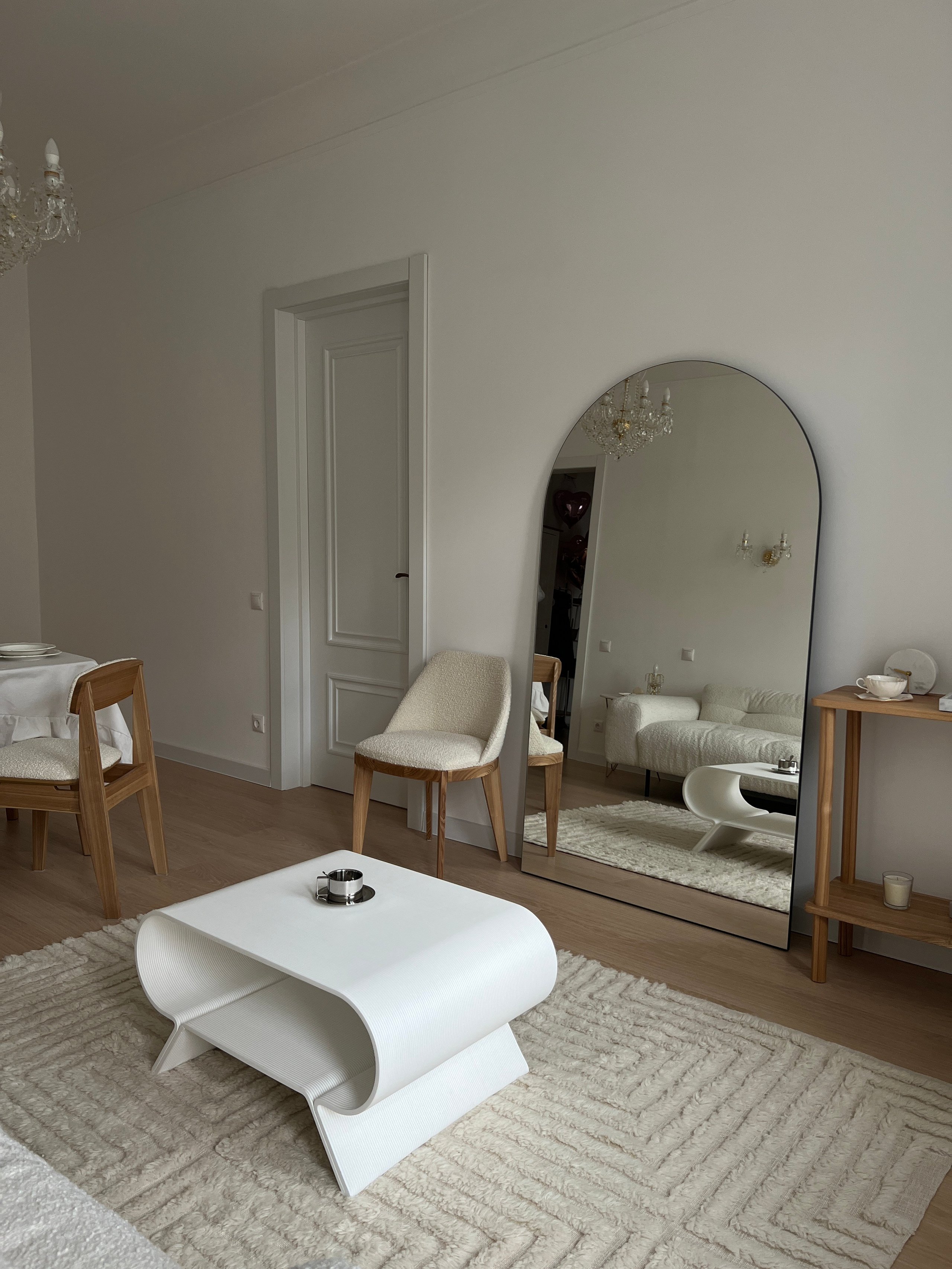 ИНТЕРЬЕР ГОСТИНОЙ. PARISIEN STUDIO | Интерьерная квартира — студия в стиле минимализм в Москве