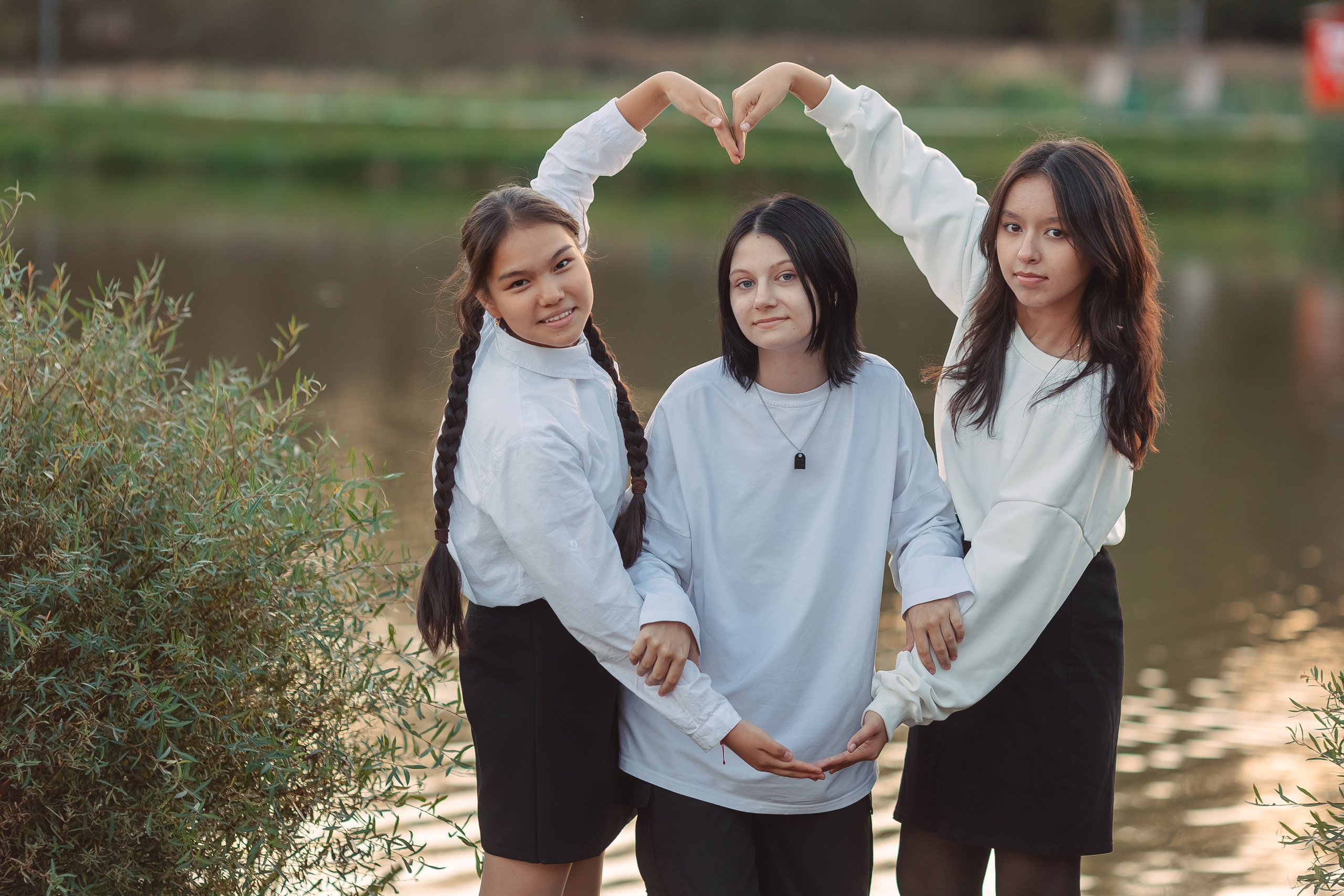 Позирование группы. Выпускные альбомы для детского сада и школы