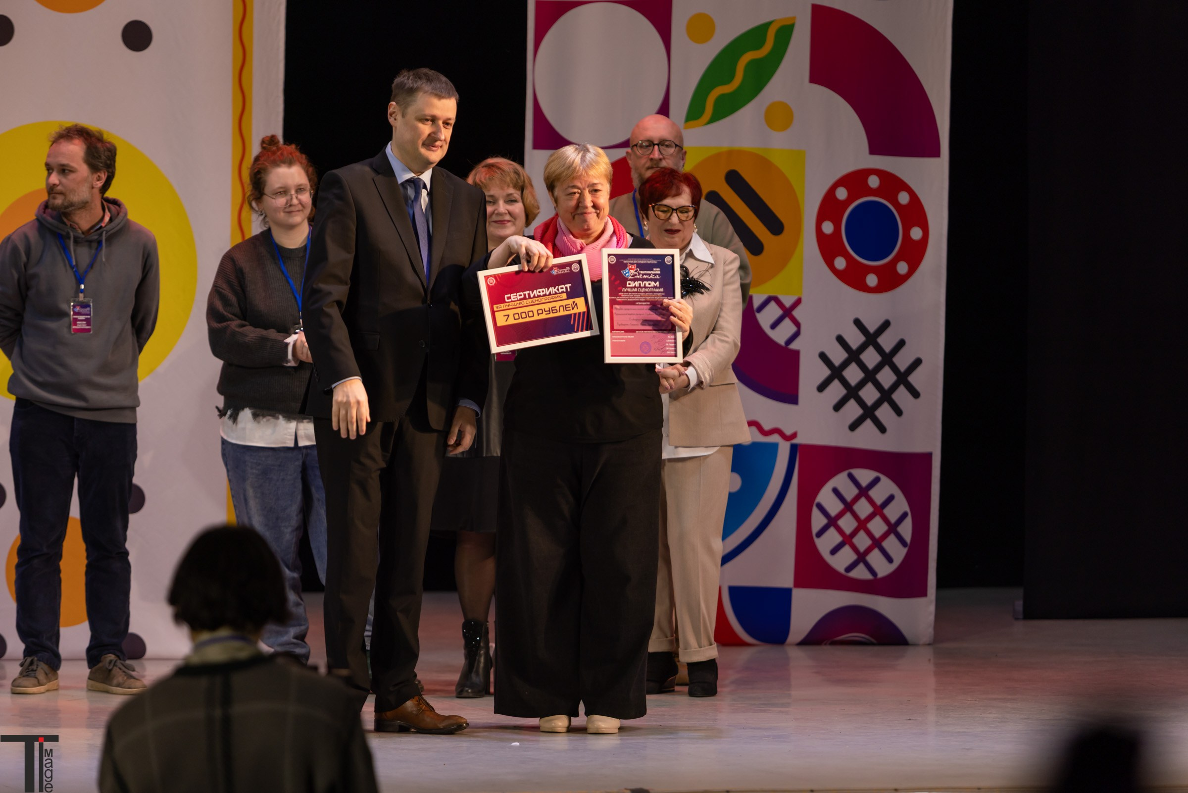 Театральная Вятка 2025. Имидж Технологии — репортажная фотография в Кирове Кировской области. Производство сувенирных магнитов, заливных этикеток и значков