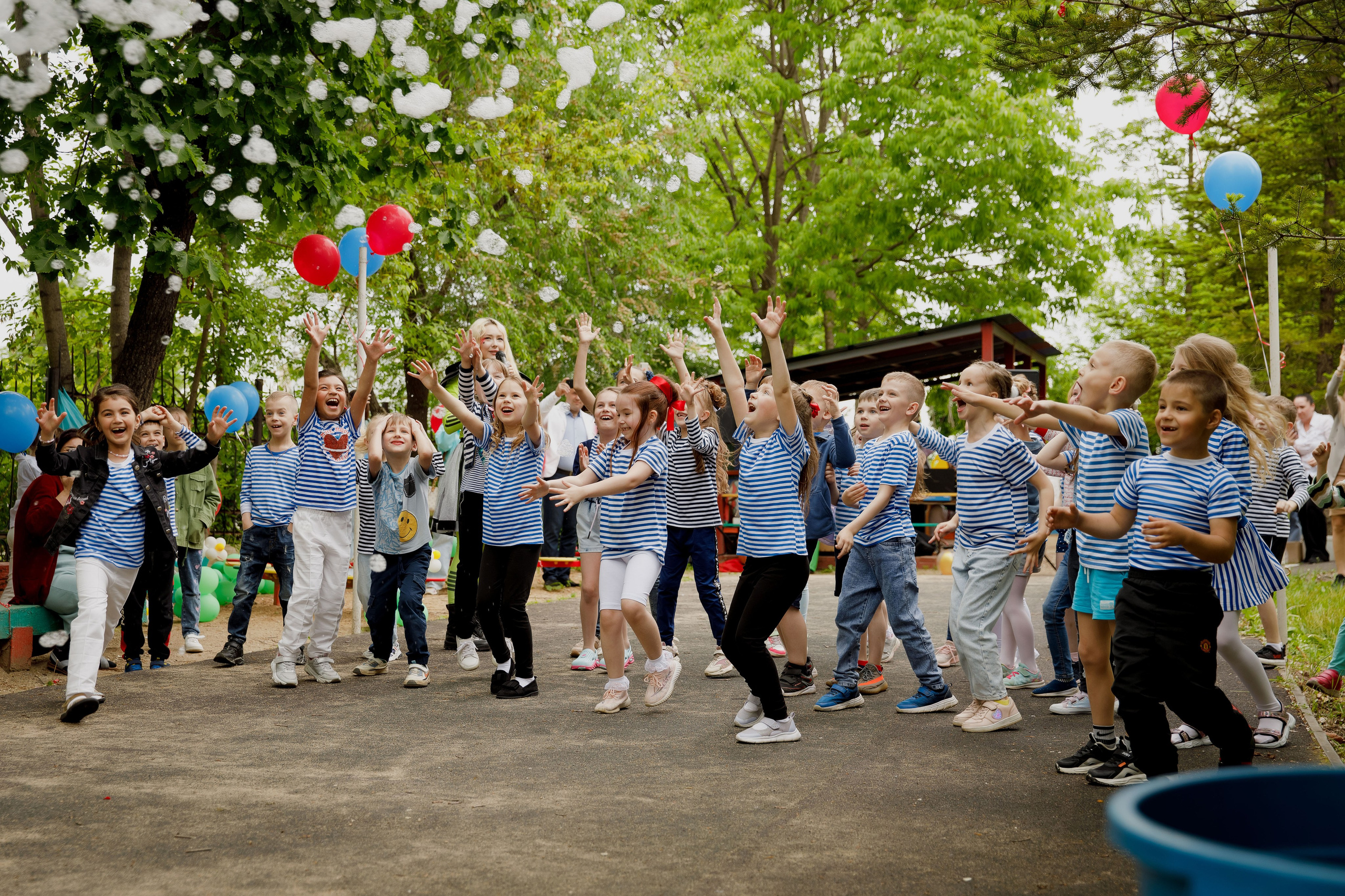 Выпускной ДС 23. Photoalbum-vl.ru