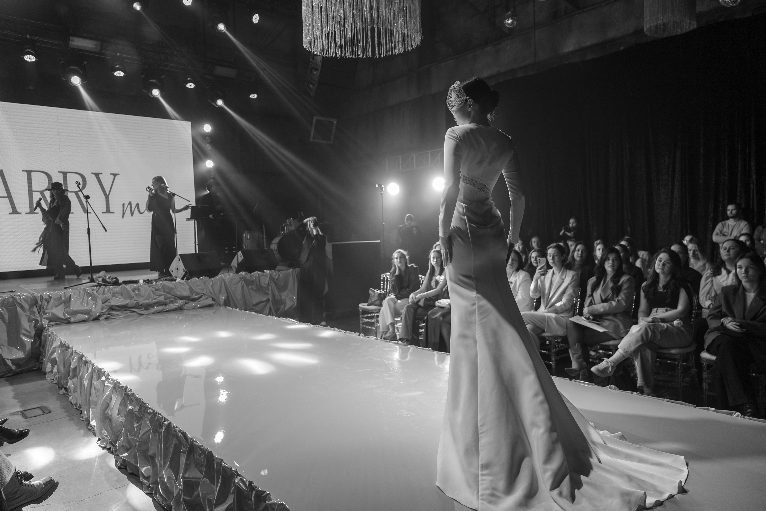 Показ Gabiano & Marry me. Свадебный и семейный фотограф Казань