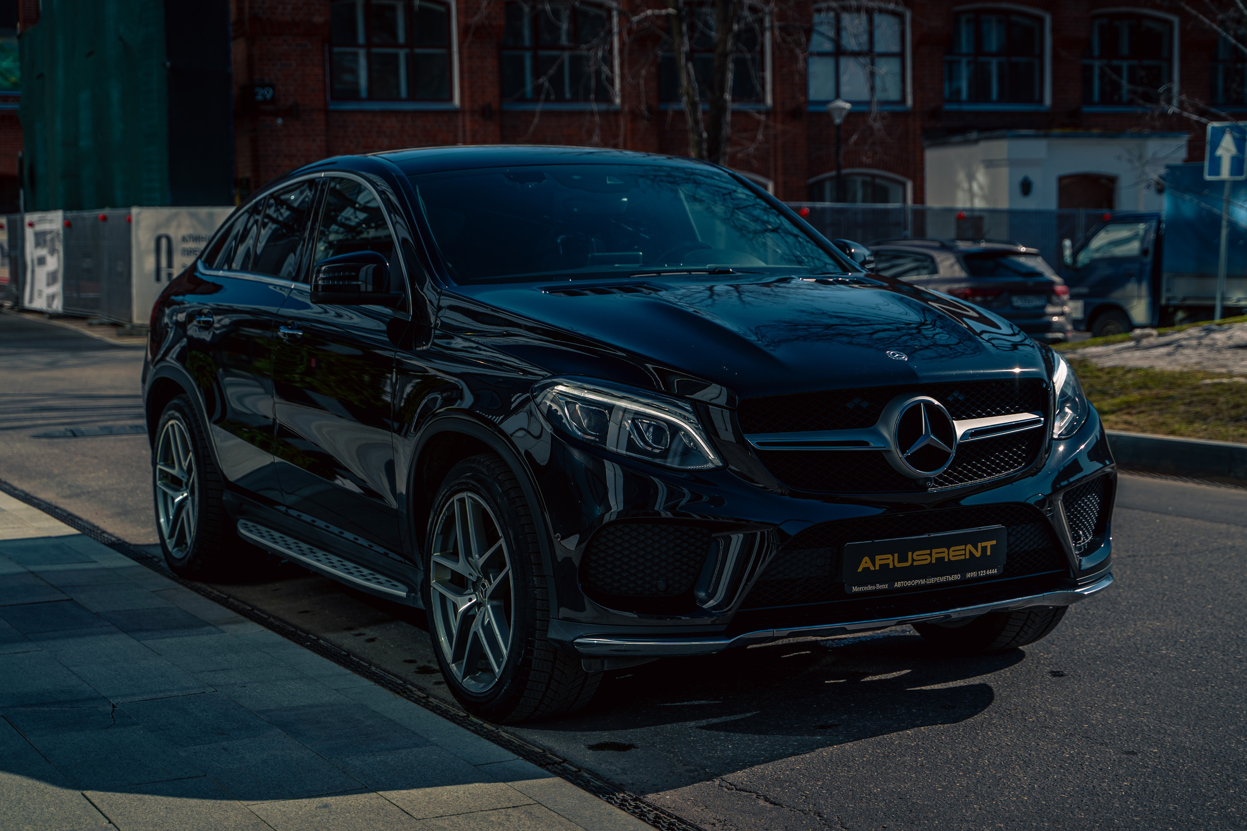 CAR. Универсальный фотограф в Москве Михаил Королёв