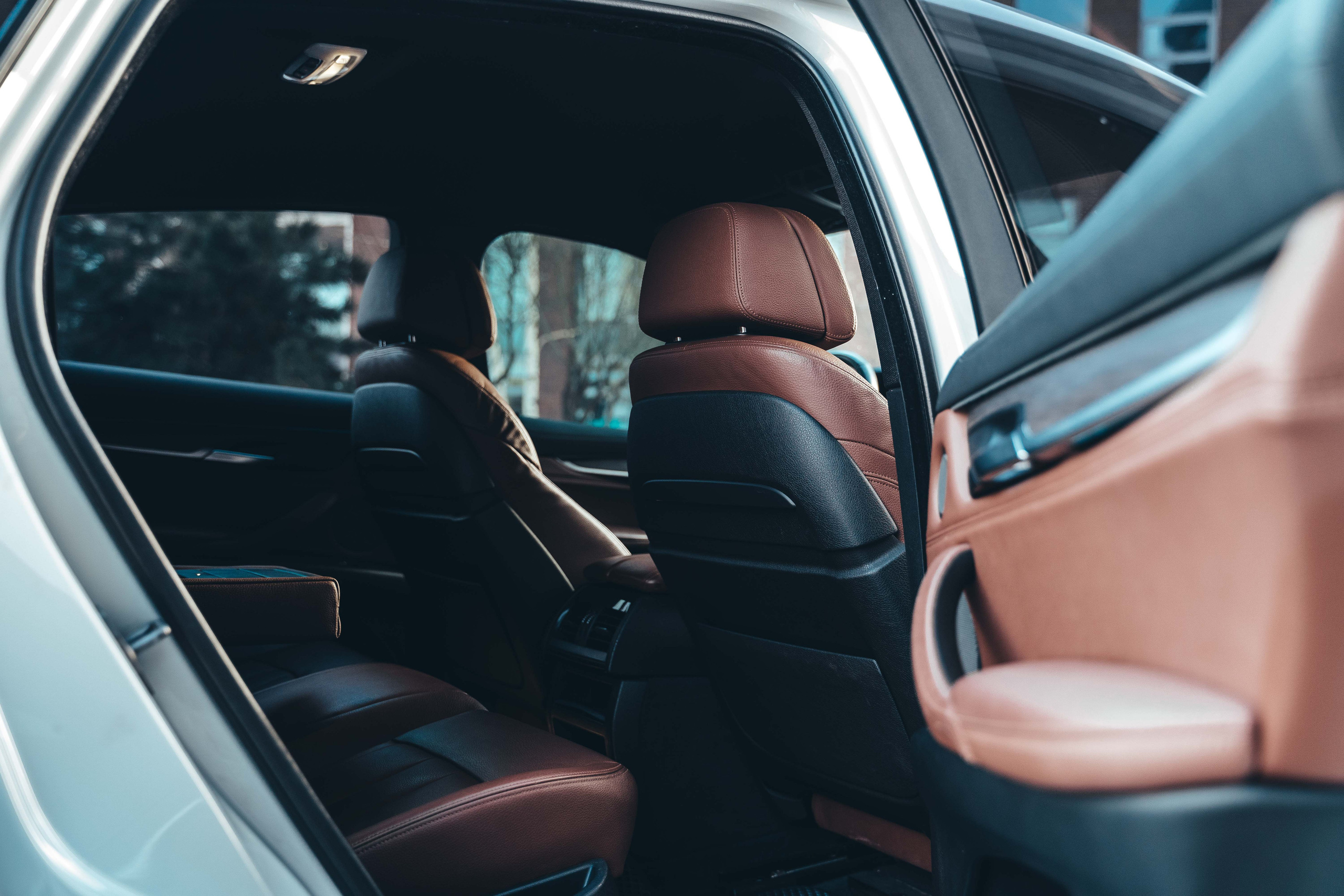 CAR. Универсальный фотограф в Москве Михаил Королёв