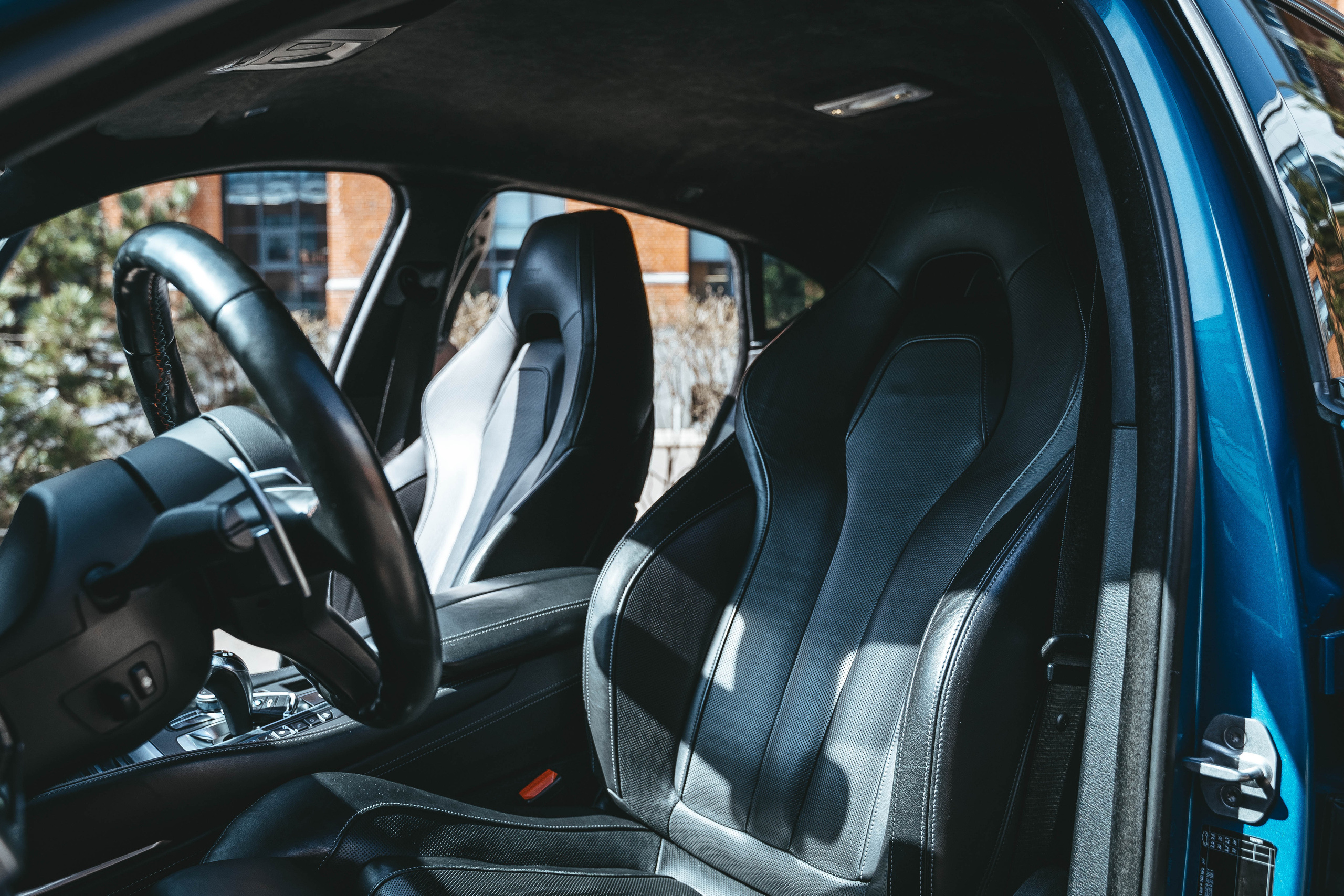 CAR. Универсальный фотограф в Москве Михаил Королёв