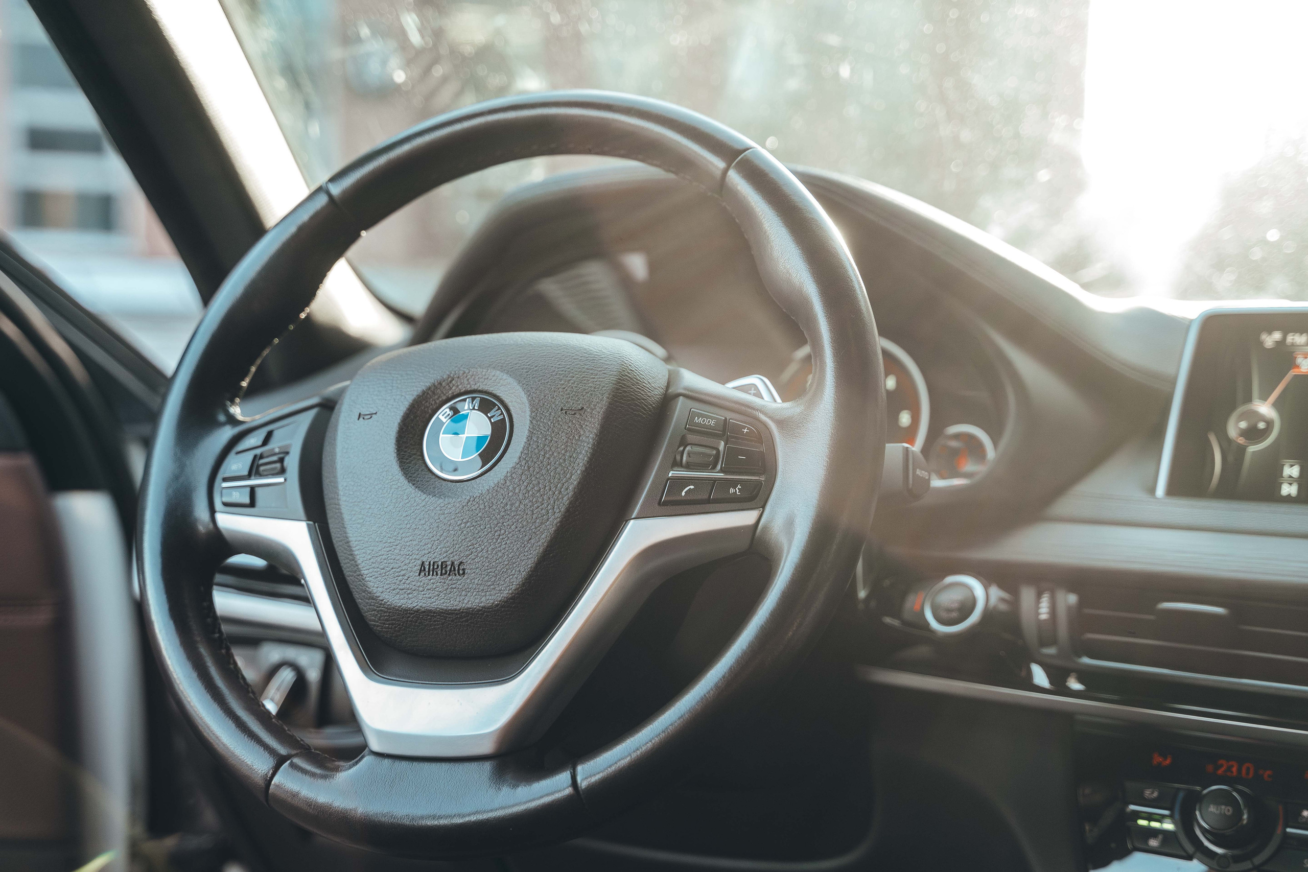 CAR. Универсальный фотограф в Москве Михаил Королёв