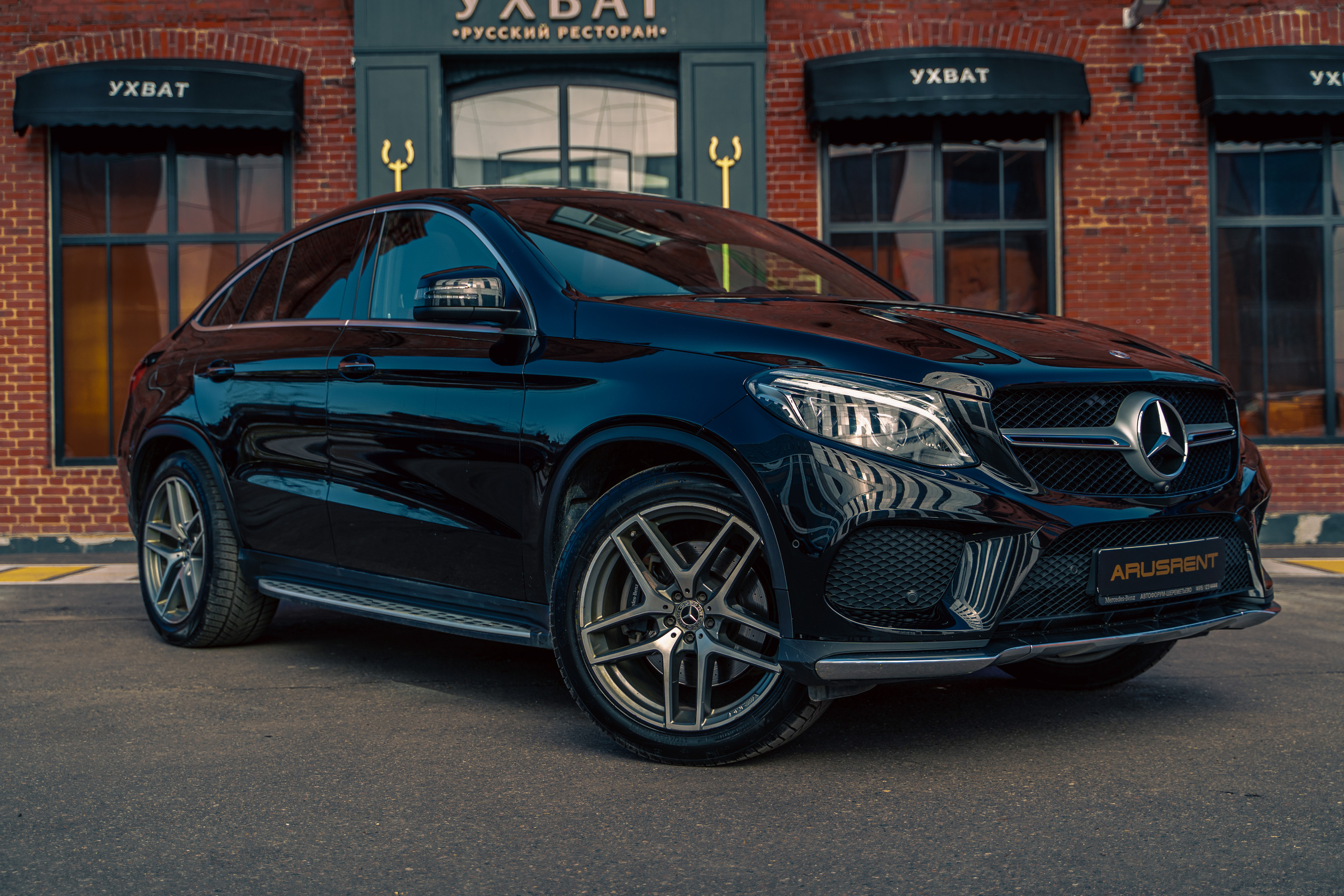 CAR. Универсальный фотограф в Москве Михаил Королёв