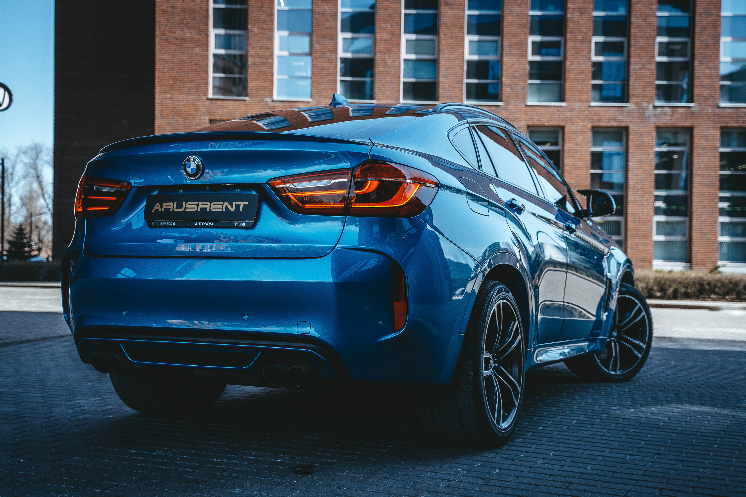 CAR. Универсальный фотограф в Москве Михаил Королёв