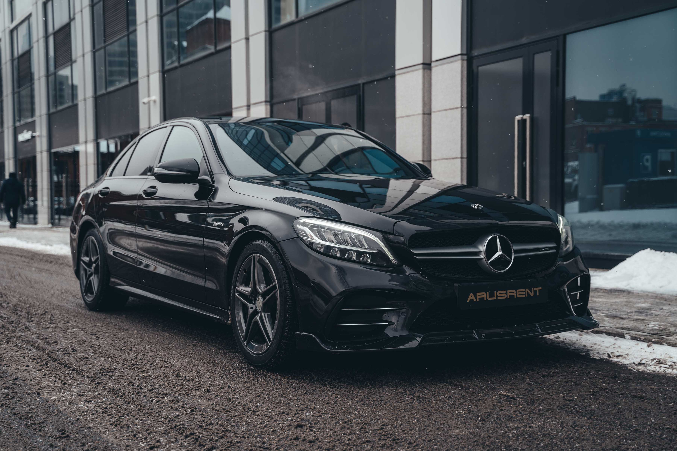 CAR. Универсальный фотограф в Москве Михаил Королёв