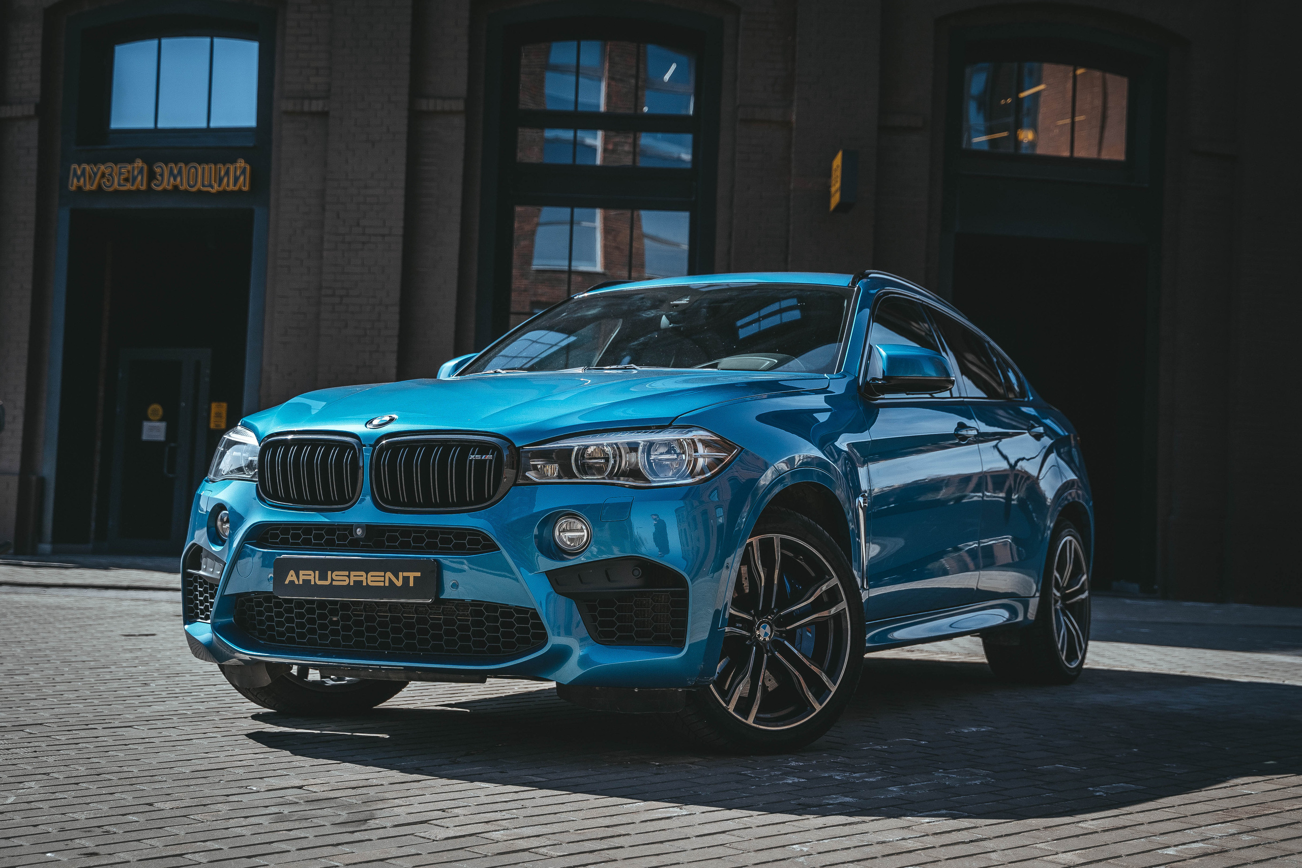 CAR. Универсальный фотограф в Москве Михаил Королёв