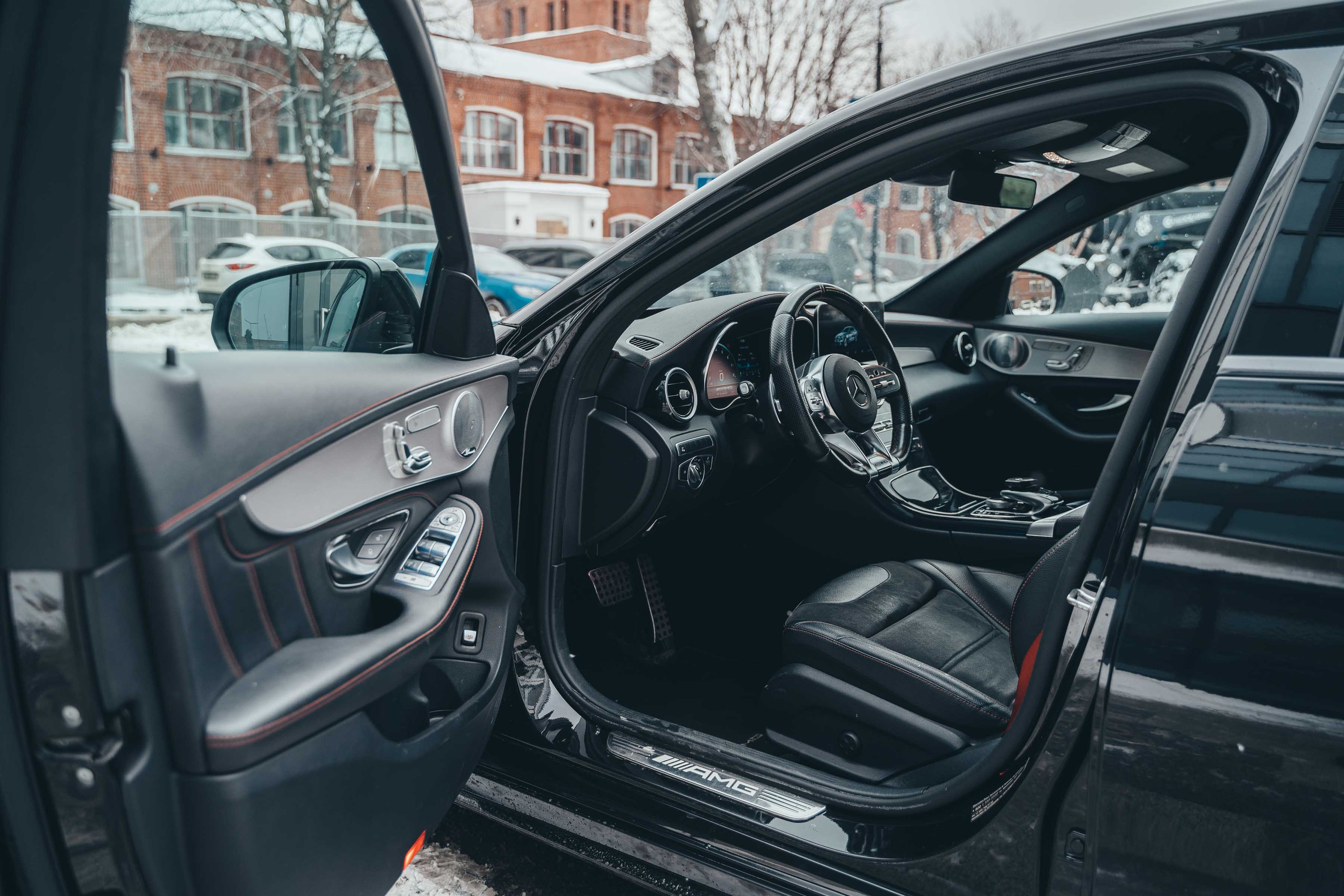 CAR. Универсальный фотограф в Москве Михаил Королёв