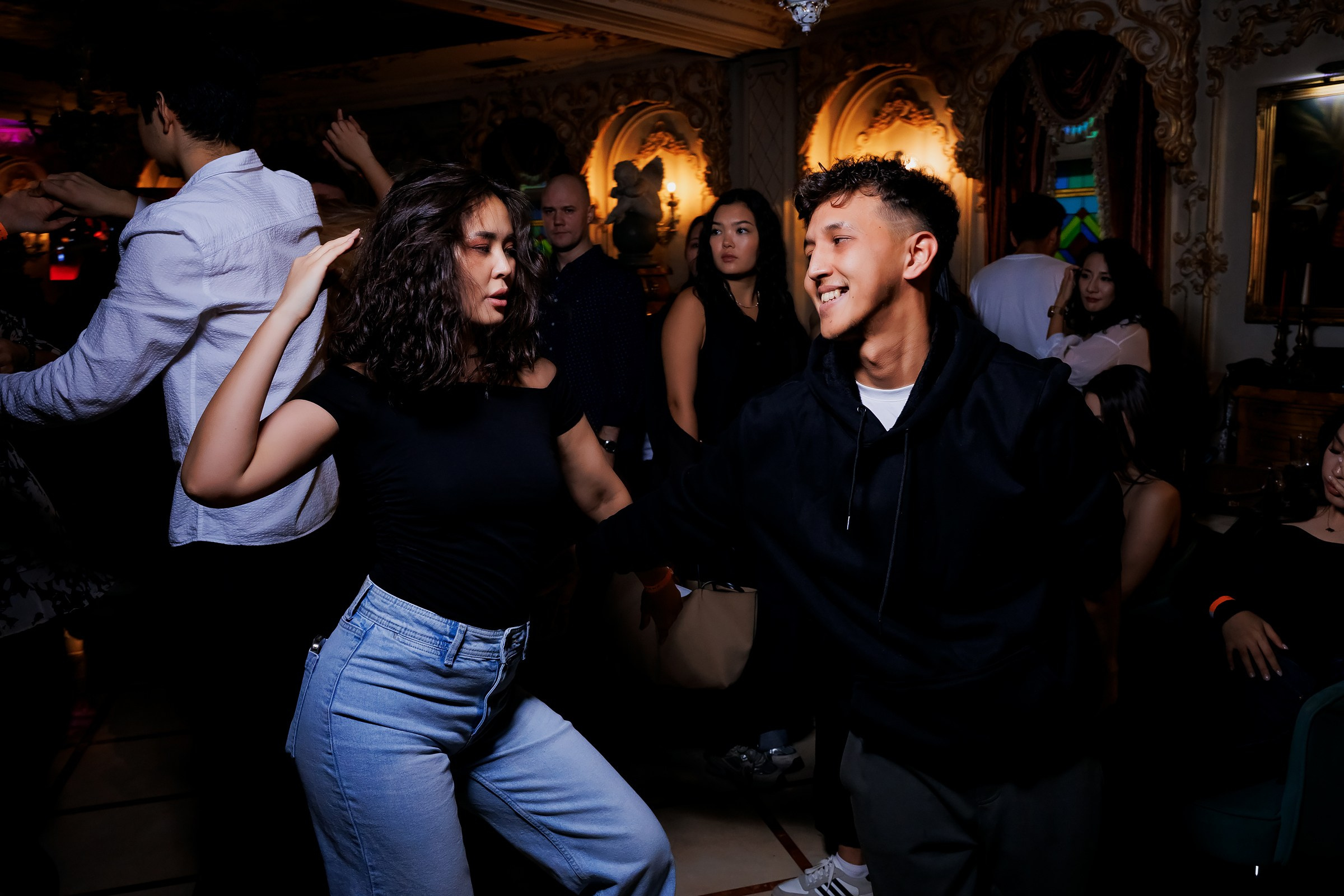Birthday party BI dance club. Репортажный фотограф в Алматы Каюпов Сержан