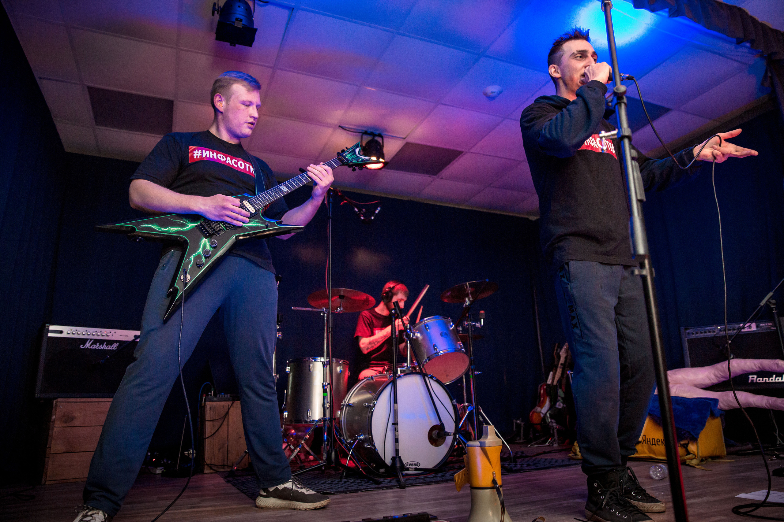 ИНФАСОТКА + Tom Wear. Концертный фотограф Наталья Сорокина