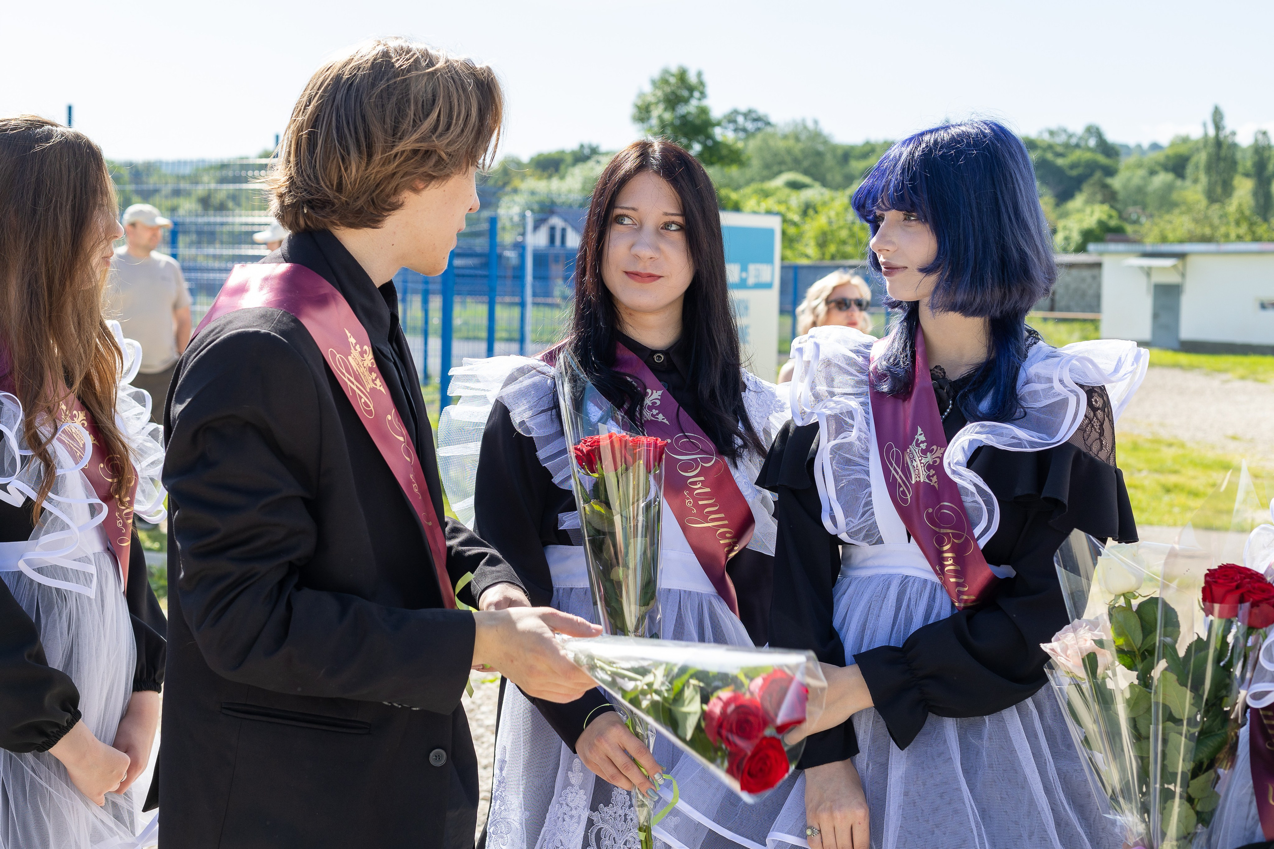 Последний звонок. Выпускные альбомы Майкоп, Краснодар Елена Золотарева