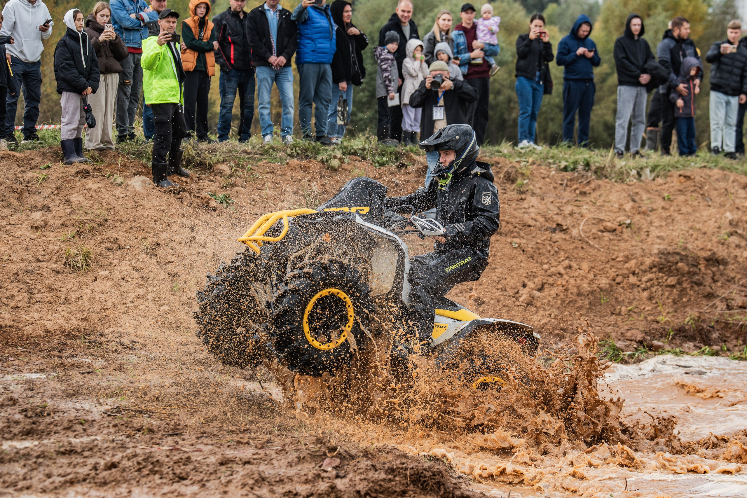 Mud racing. Паша Страхов — фотограф