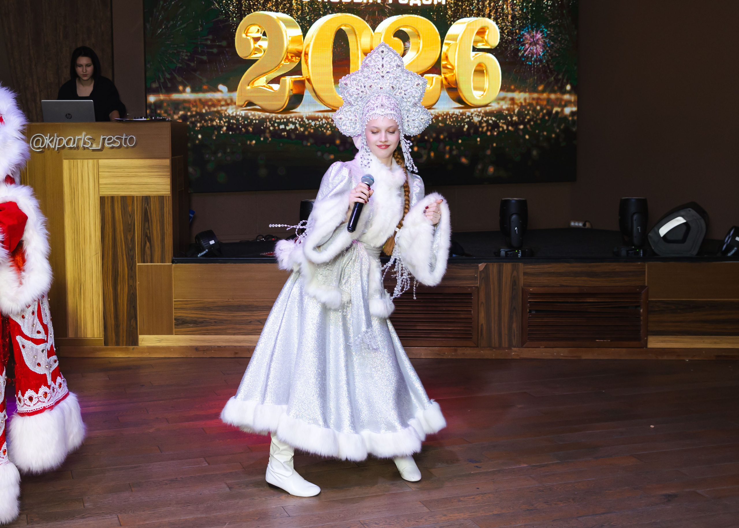 НОВОГОДНИЕ КОРПОРАТИВЫ. ФОТОГРАФ ВИНОГРАДОВА ДАРЬЯ
