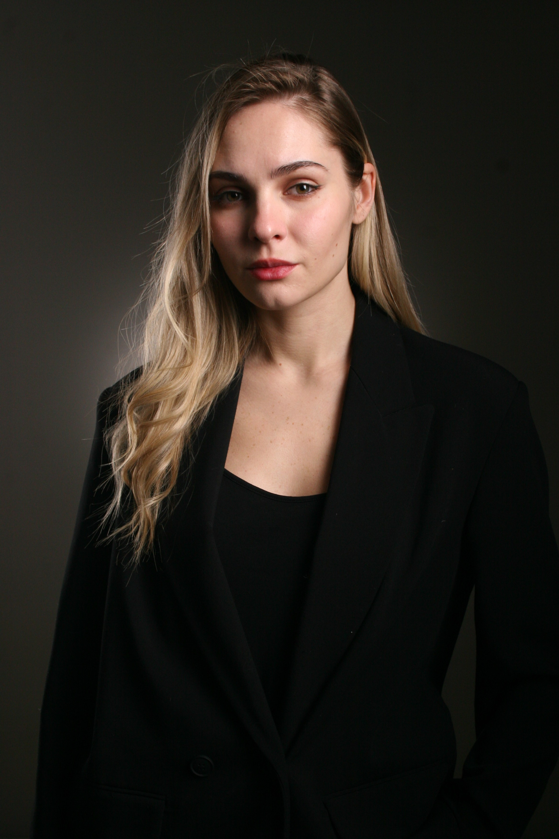 Студия. Креативный фотограф