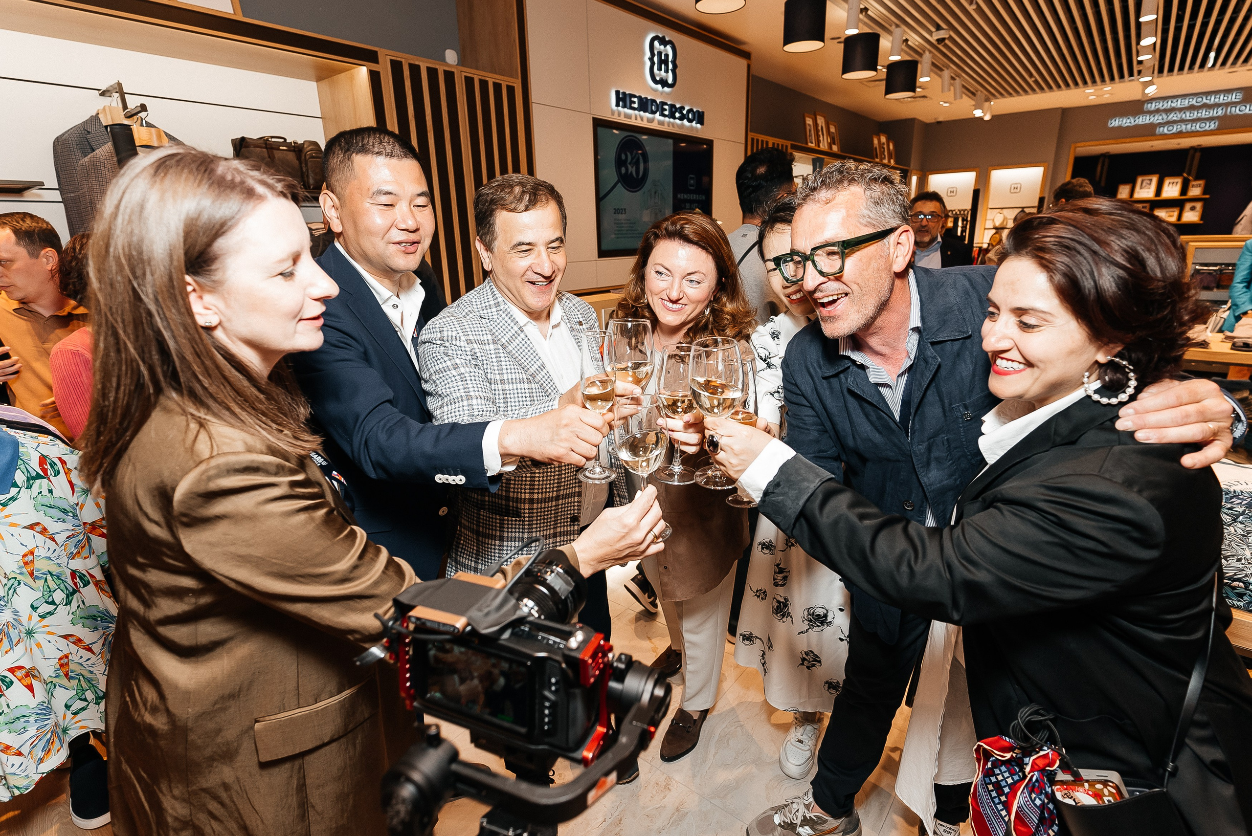 Henderson. Павел Краснов — Свадебный и репортажный фотограф в Москве