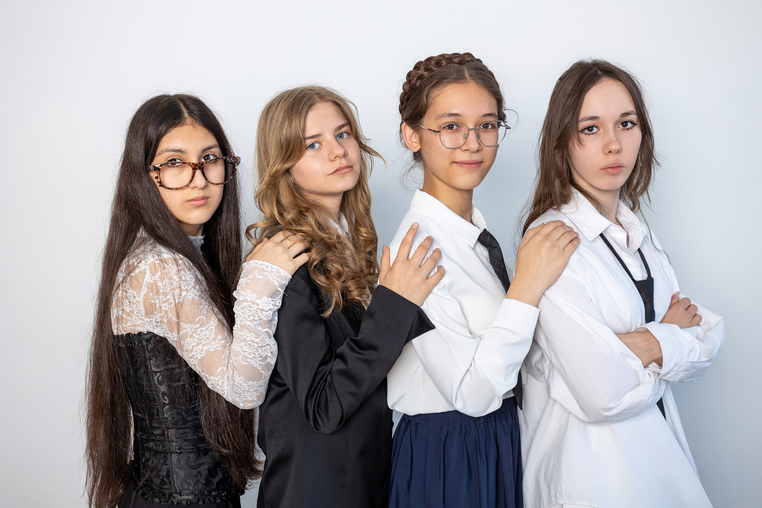 В школе. Выпускные альбомы Майкоп, Краснодар Елена Золотарева