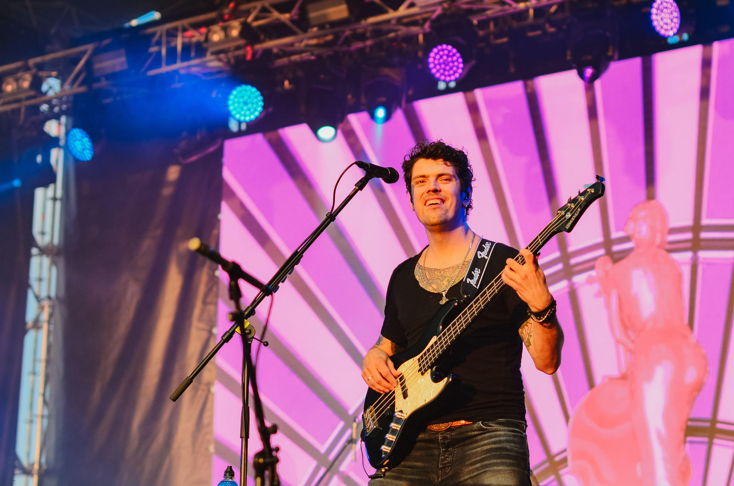 Концерт The Hatters на фестивале «Грань» в Барнауле. Денисова Аля — фотограф для парных съемок и индивидуальных историй в Барнауле