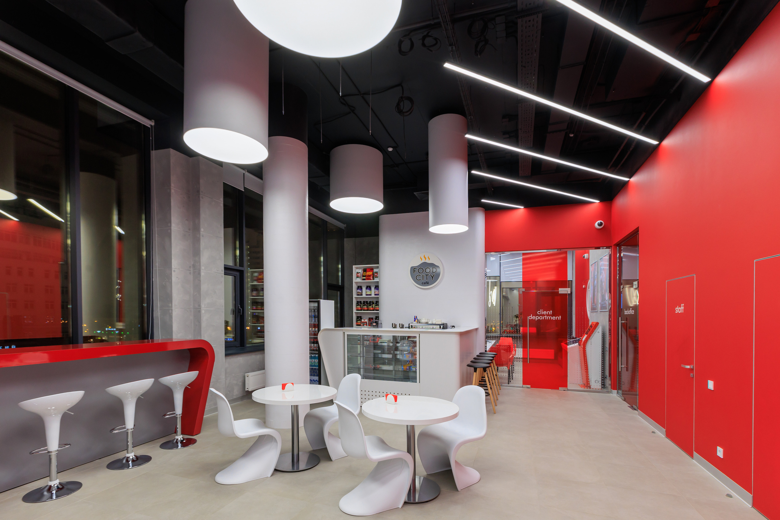 Фотограф для интерьерной съемки фитнес-клуба World Class Нагорный. Контент для бизнеса в Екатеринбурге Полдень Медиа