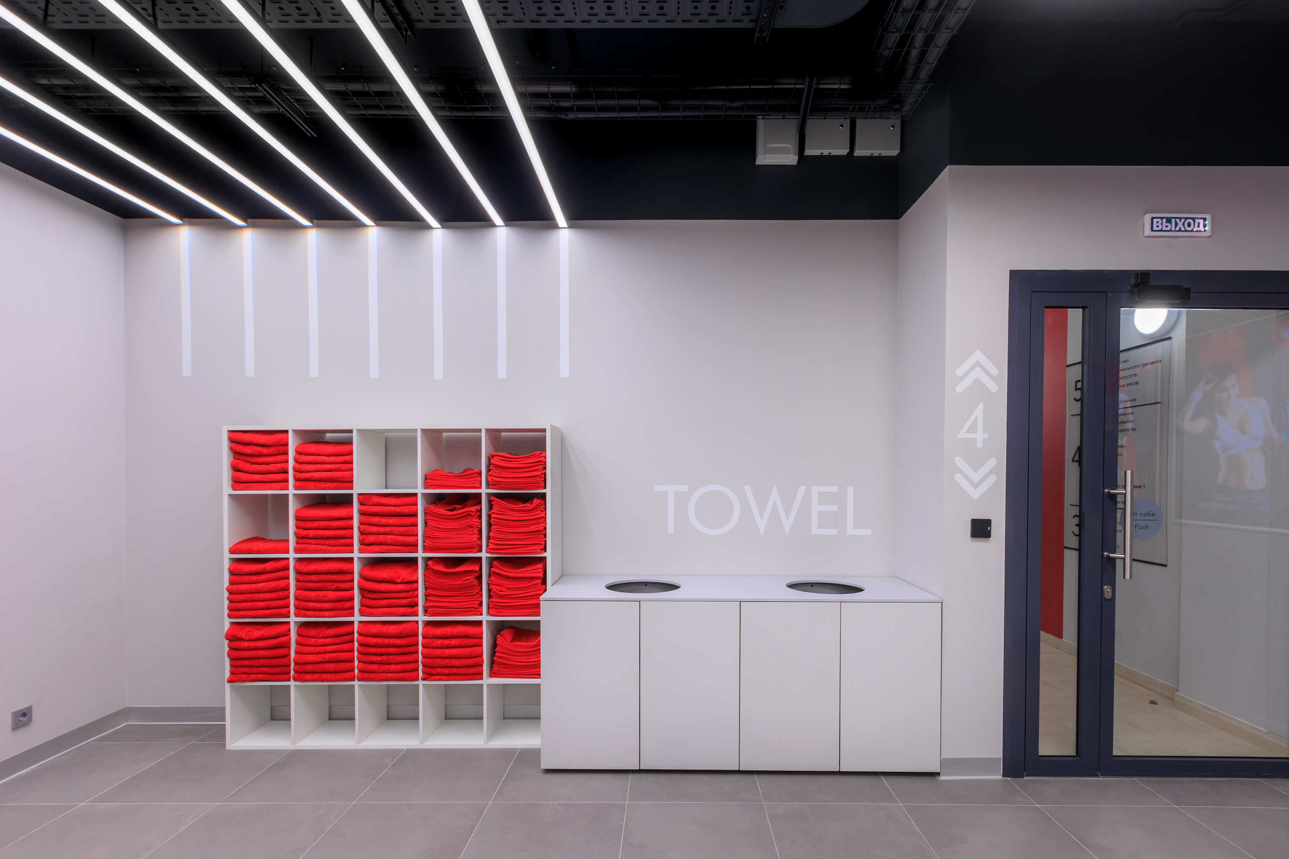 Фотограф для интерьерной съемки фитнес-клуба World Class Нагорный. Контент для бизнеса в Екатеринбурге Полдень Медиа