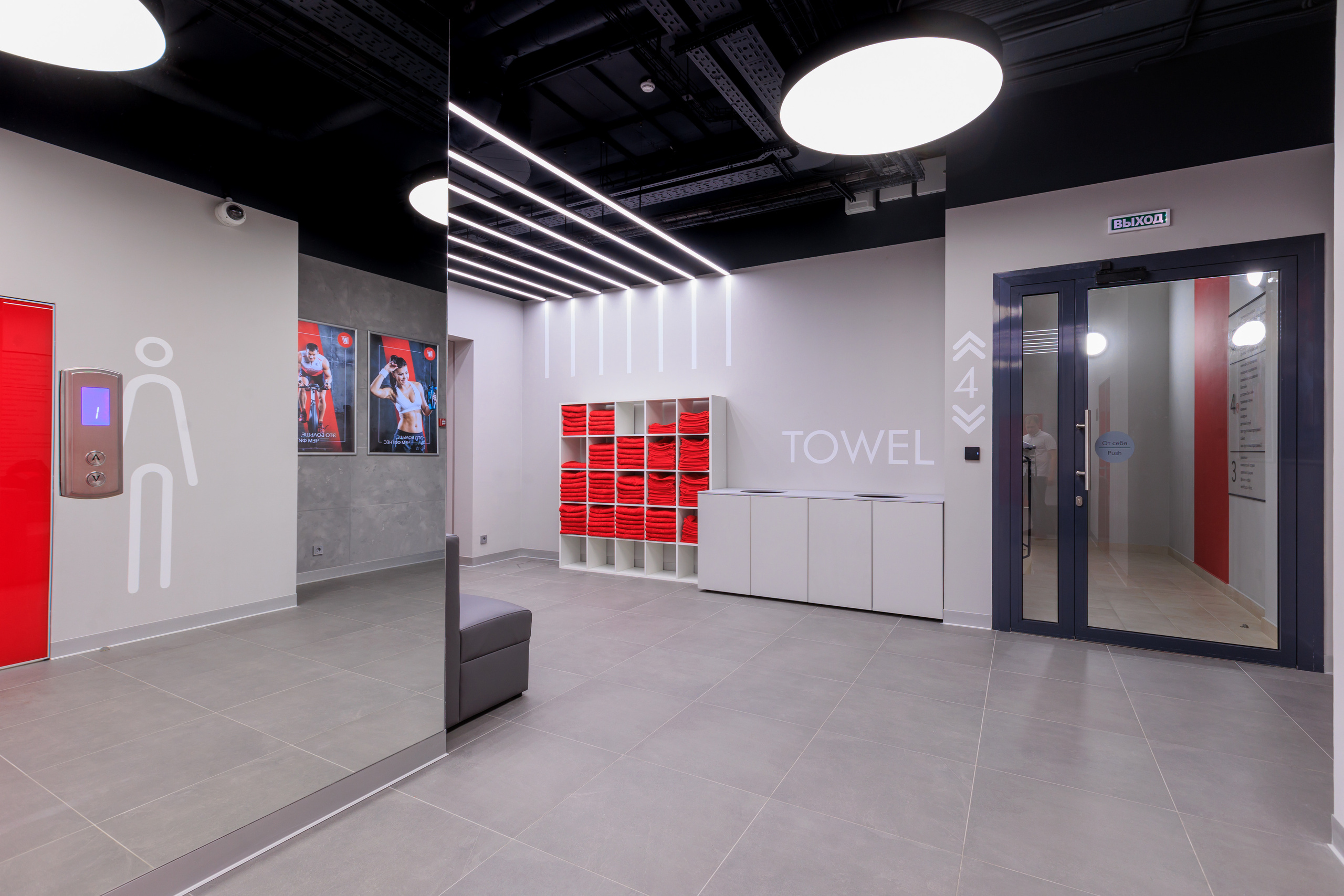 Фотограф для интерьерной съемки фитнес-клуба World Class Нагорный. Контент для бизнеса в Екатеринбурге Полдень Медиа