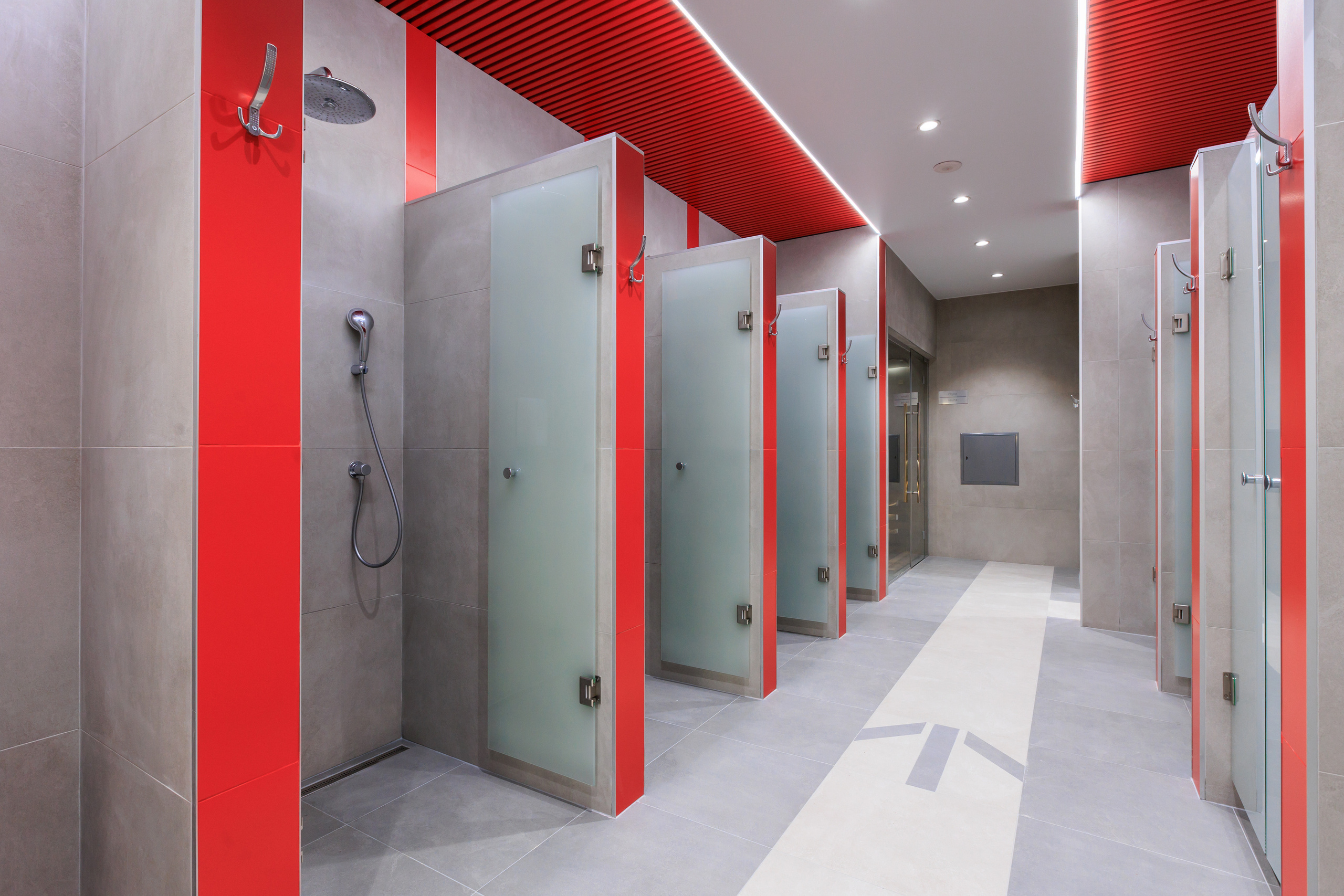 Фотограф для интерьерной съемки фитнес-клуба World Class Нагорный. Контент для бизнеса в Екатеринбурге Полдень Медиа