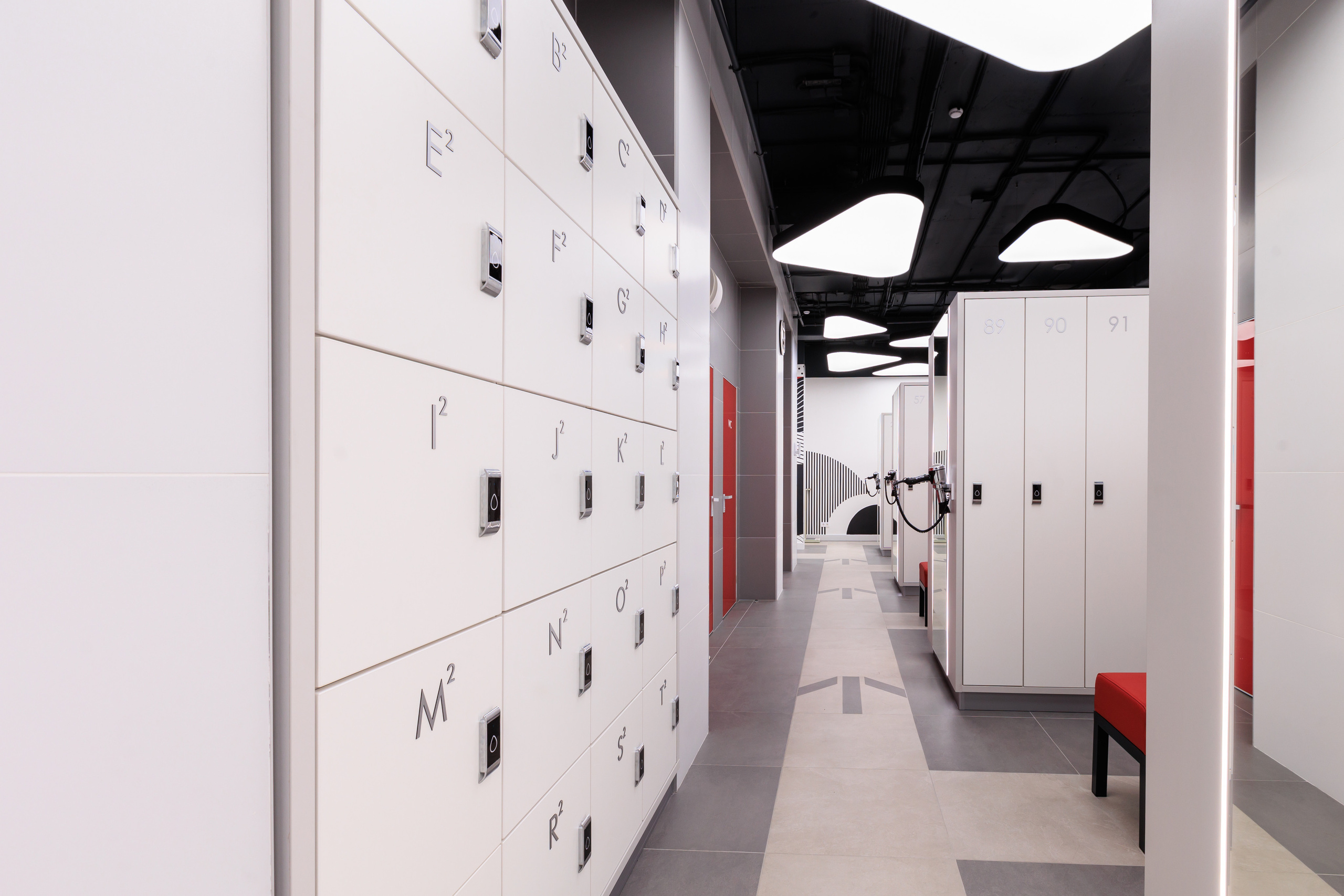 Фотограф для интерьерной съемки фитнес-клуба World Class Нагорный. Контент для бизнеса в Екатеринбурге Полдень Медиа