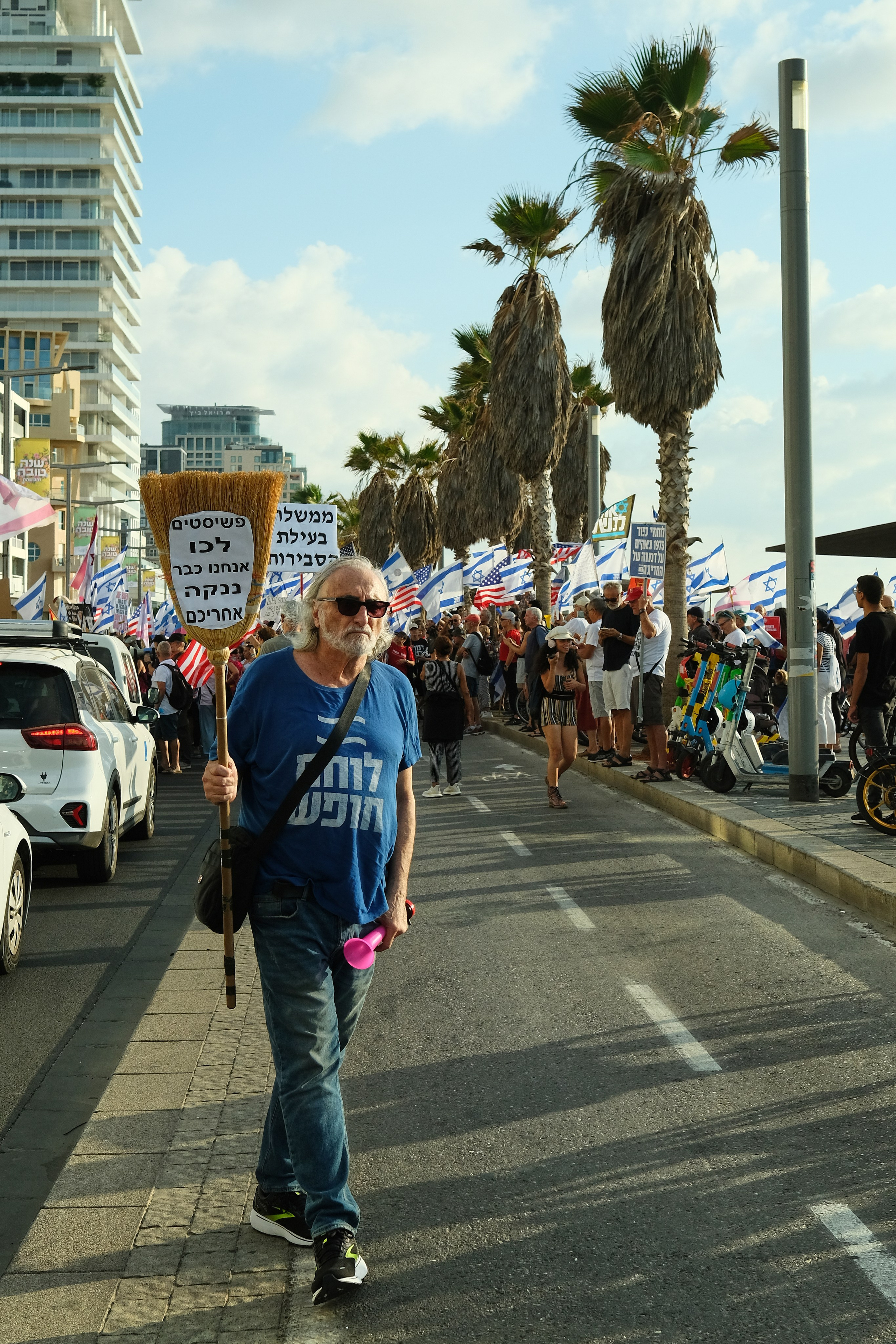 Репортаж с протеста в Тель-Авиве | Филипп Линзин. Репортажный и портретный фотограф в Санкт-Петербурге Филипп Линзин