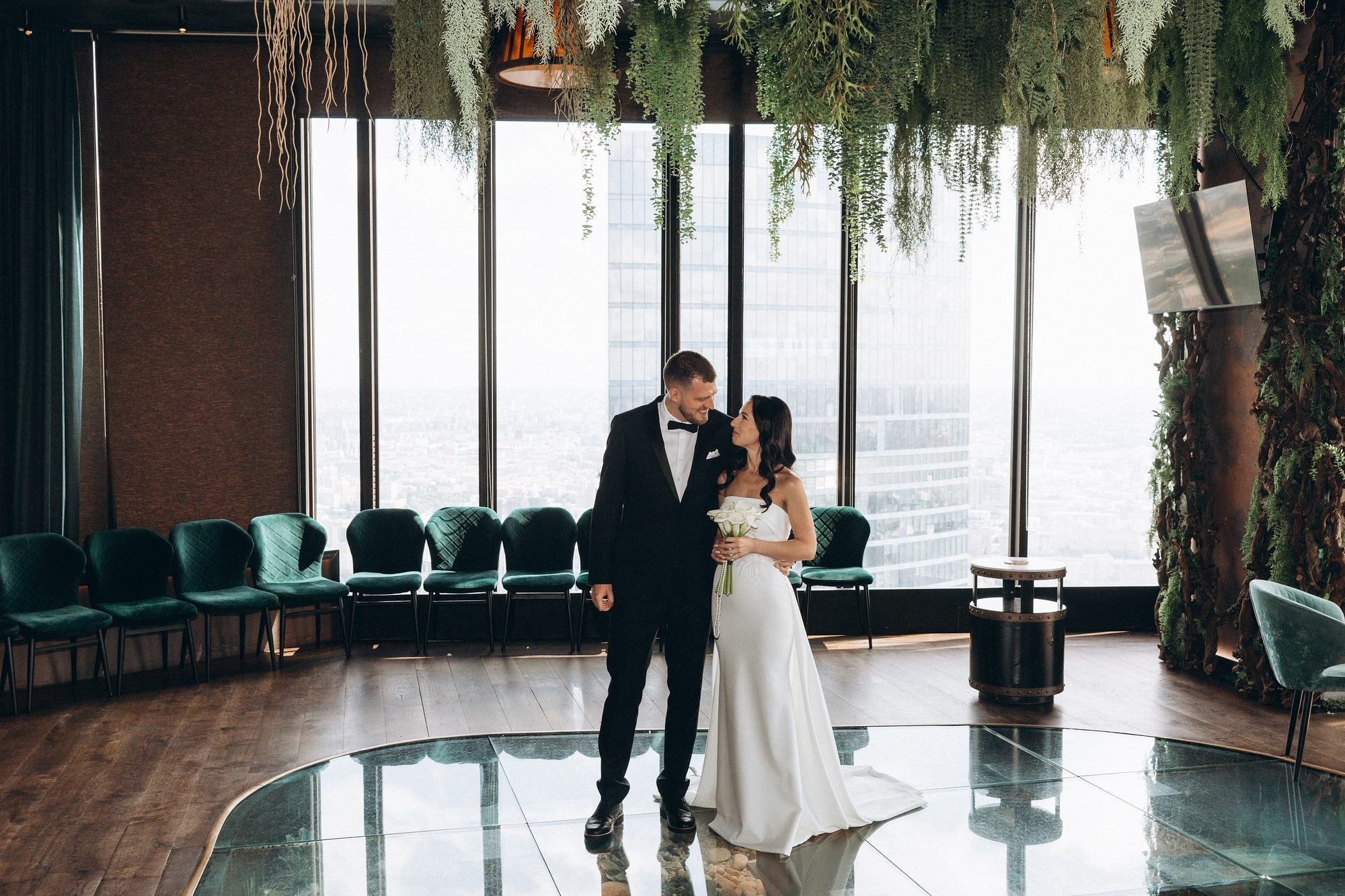 Свадебная фотосъемка в ресторане Birds. Сергей Гладков свадебный фотограф в Москве