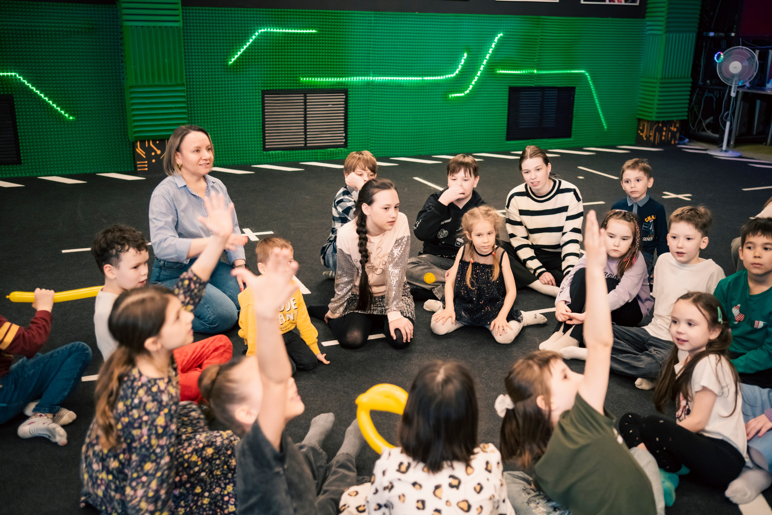 VR April-May. Felixtones