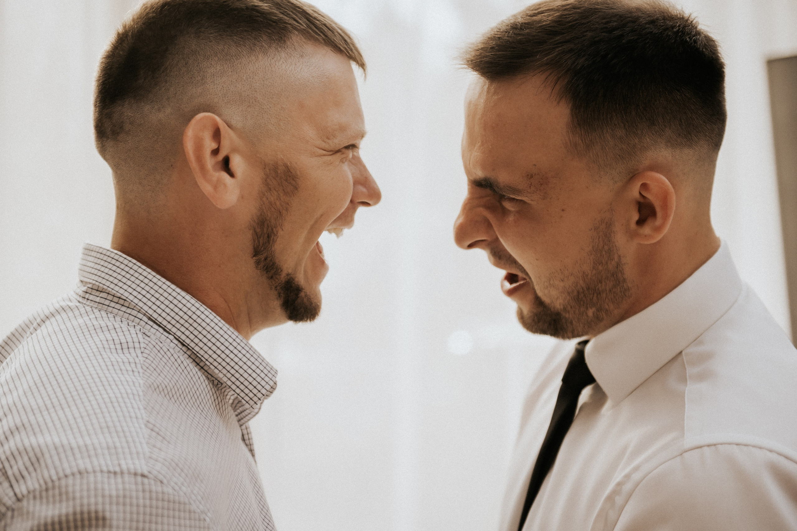 Свадебные фотографии. Фотограф в Барнауле Дарья Бутурлакина. Люби.Цени.Касайся