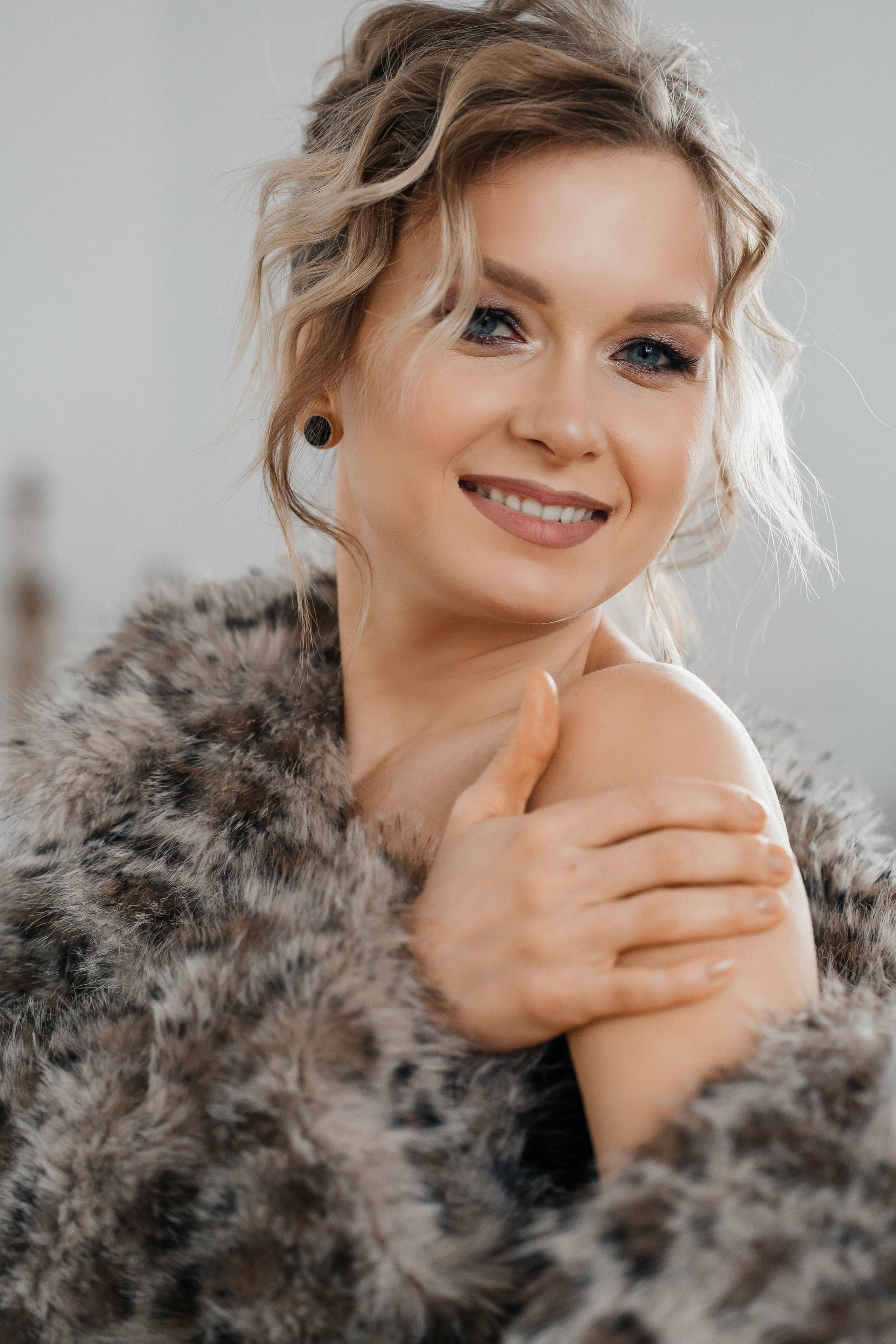 Съемки в интерьере студий. Виктория Алпеева — фотограф по любви