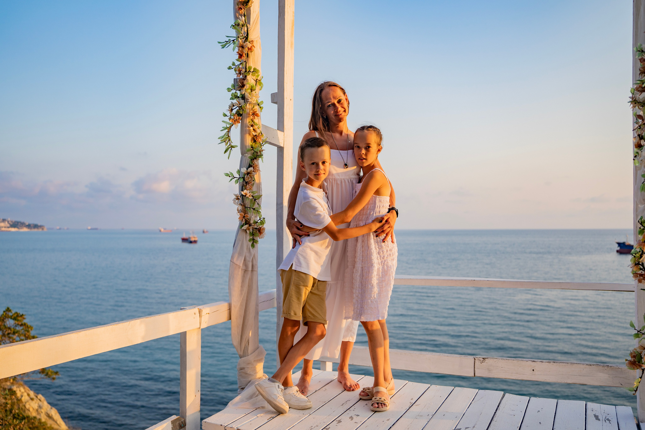 Летние съемки в Парке стекла. Семейный и детский фотограф Екатерина Черняева. Снимаю портреты, love story, фотопрогулки, работаю на улице, в кафе, студии, дома у клиента