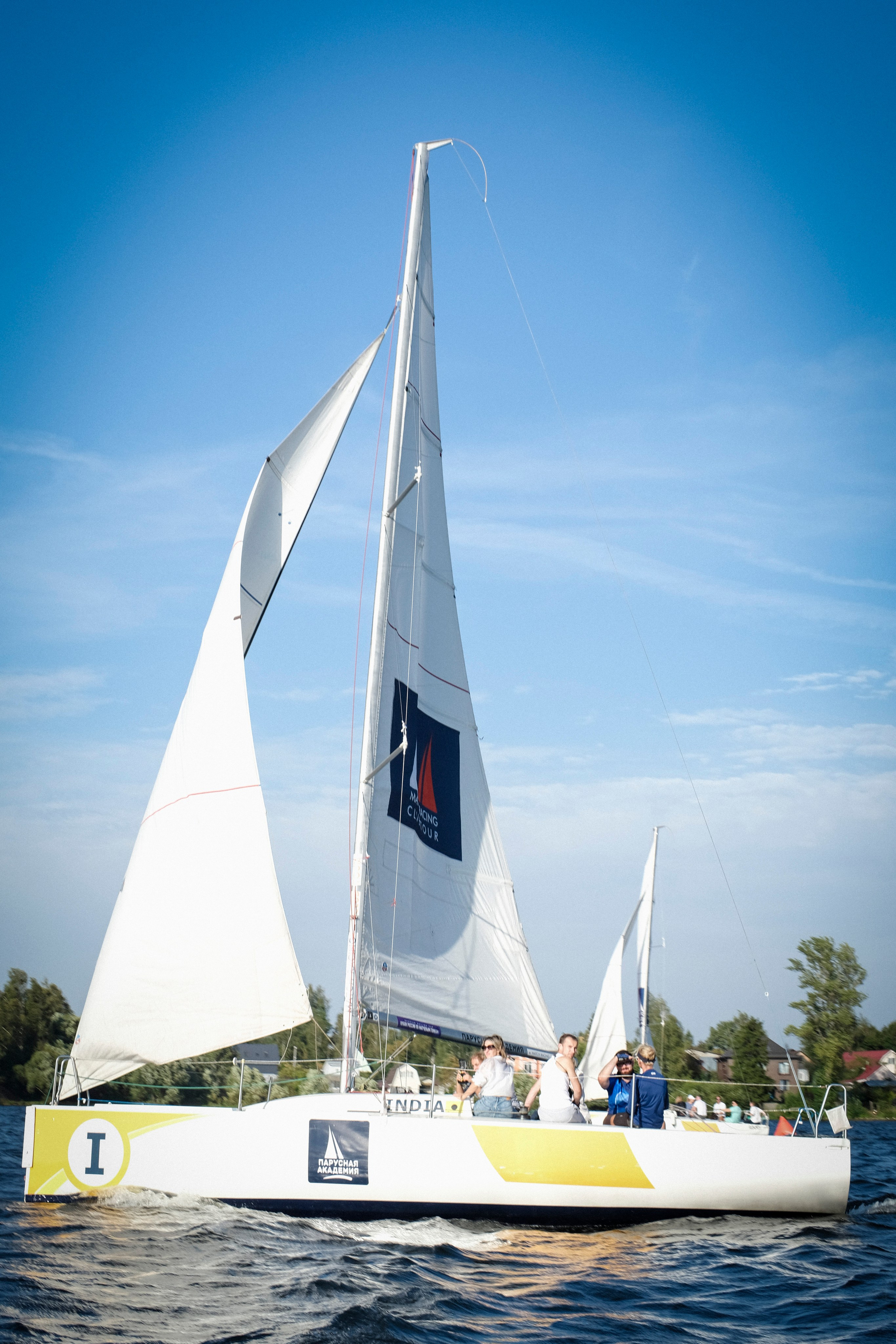 BRUSNIKA BUSINESS REGATA 2024. Индивидуальная фотосъёмка в Москве. Фотограф Василиса Тарасова