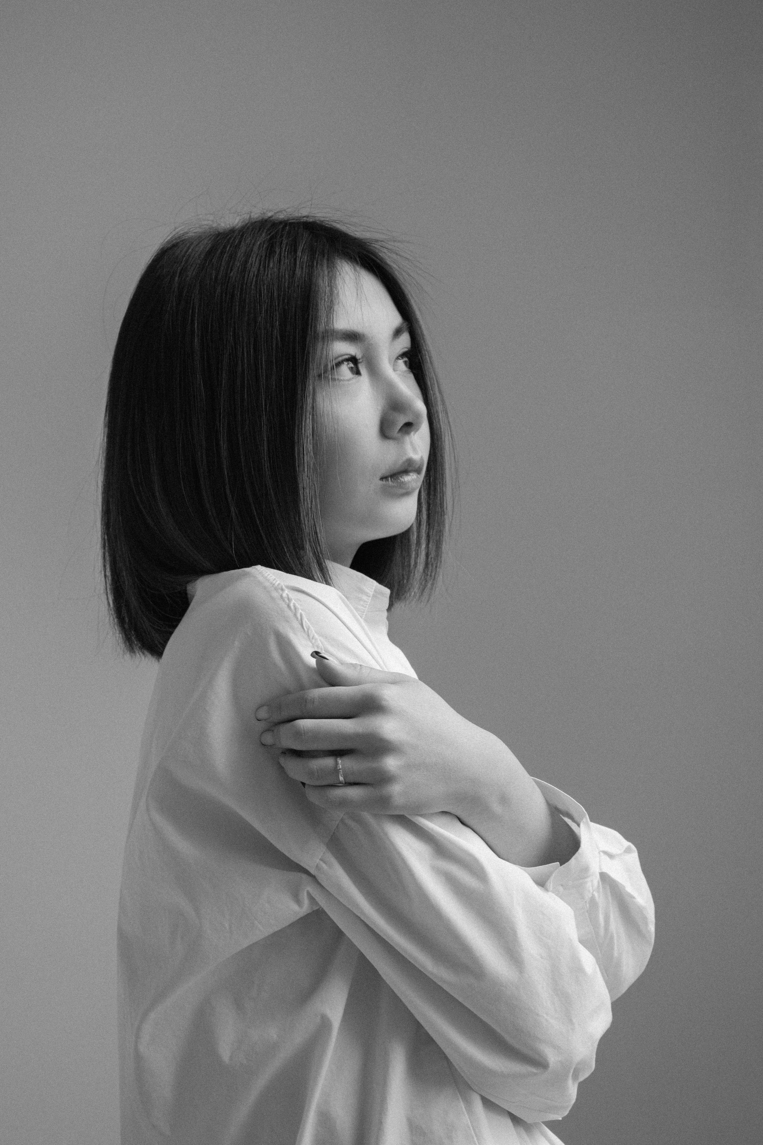 Семейная студийная фотосессия двух сестёр в городе Томск