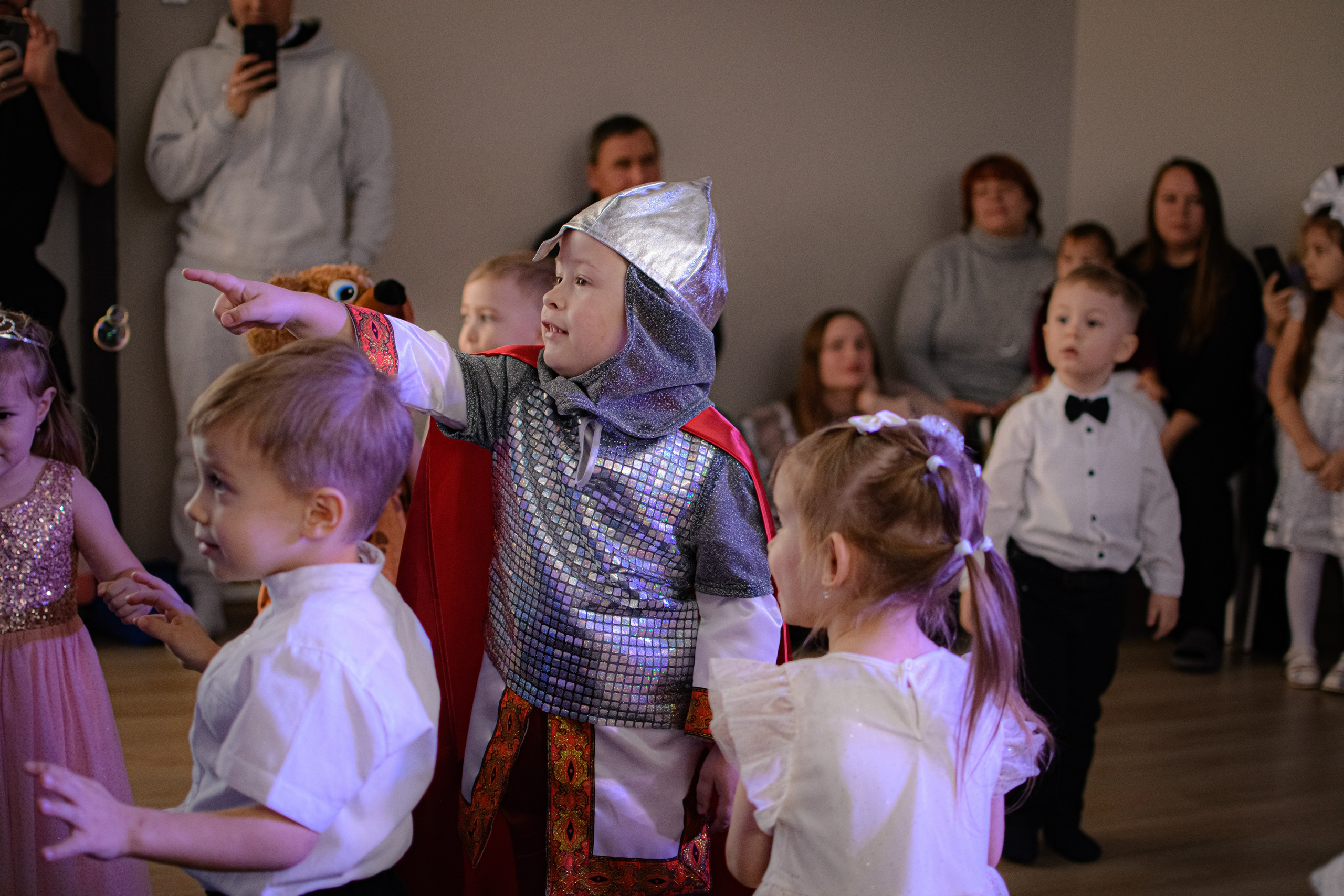 HAPPY NEW YEAR. Photokarish