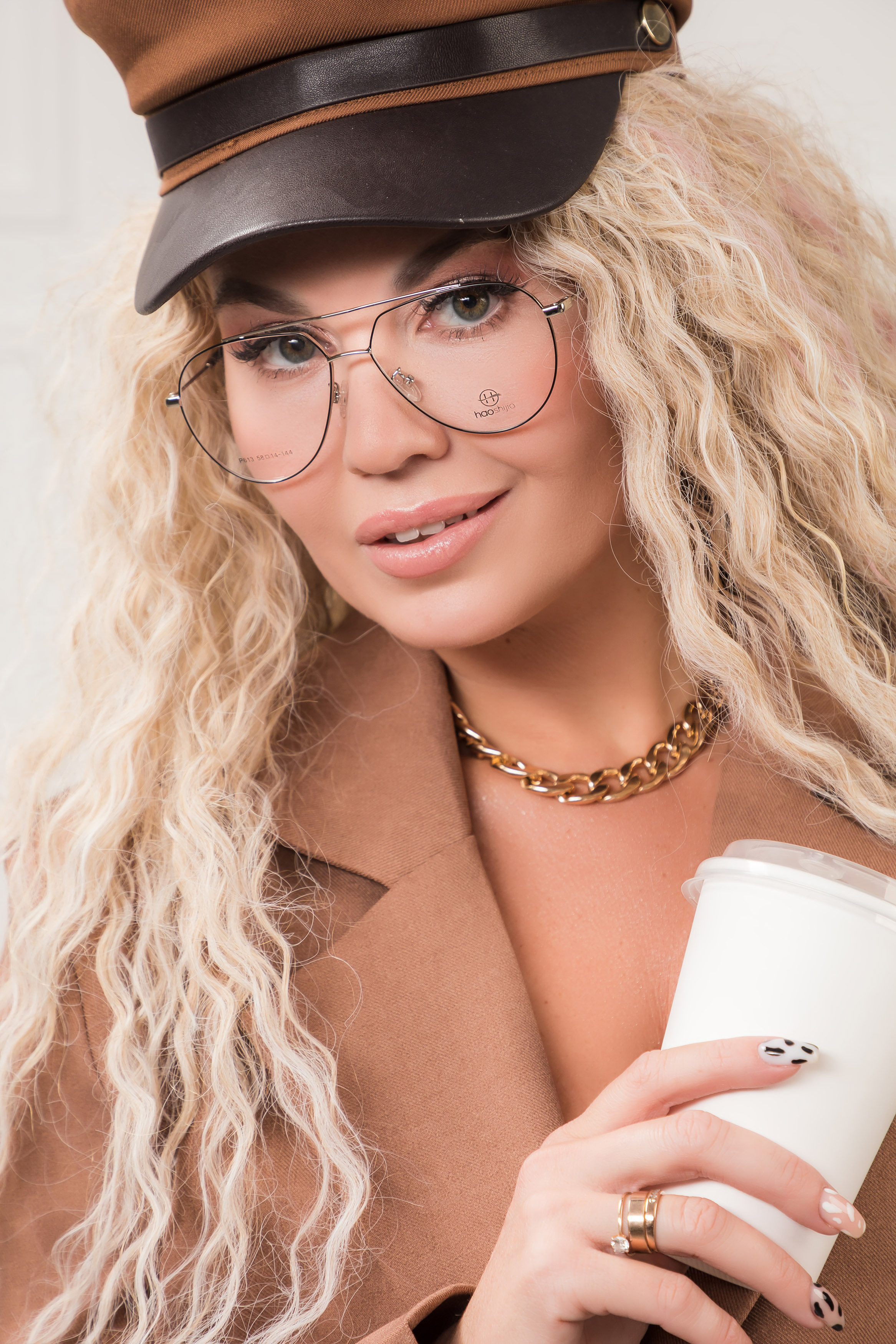 Рекламные съемки. Фотограф Мурманск Дмитрий Грачев Выпускные альбомы