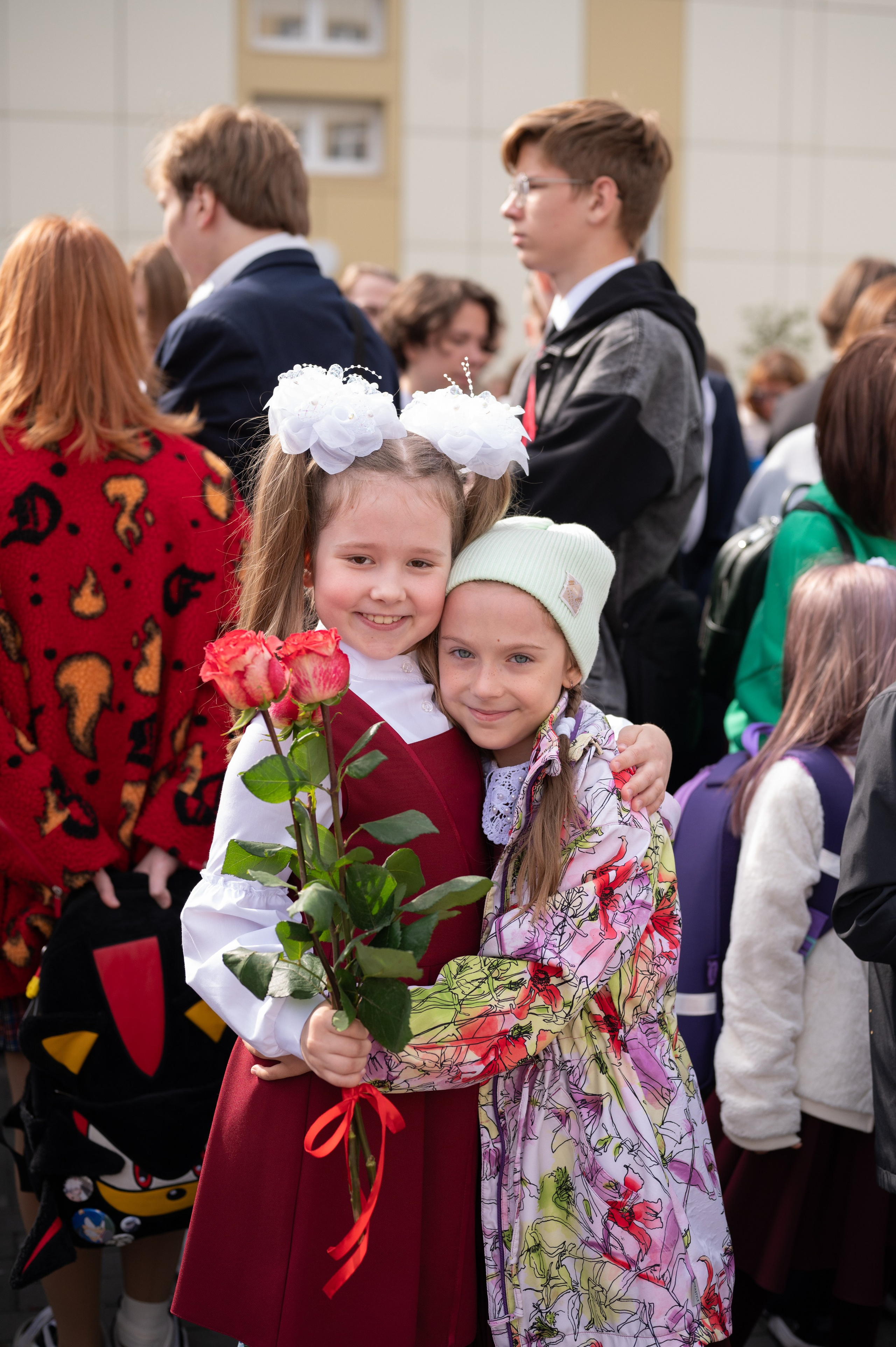 1 сентября 16 гимназия 2 класс (линейка + в классе+ на улице). Фотограф новорожденных, семейный детский в Тюмени Татьяна Морозова