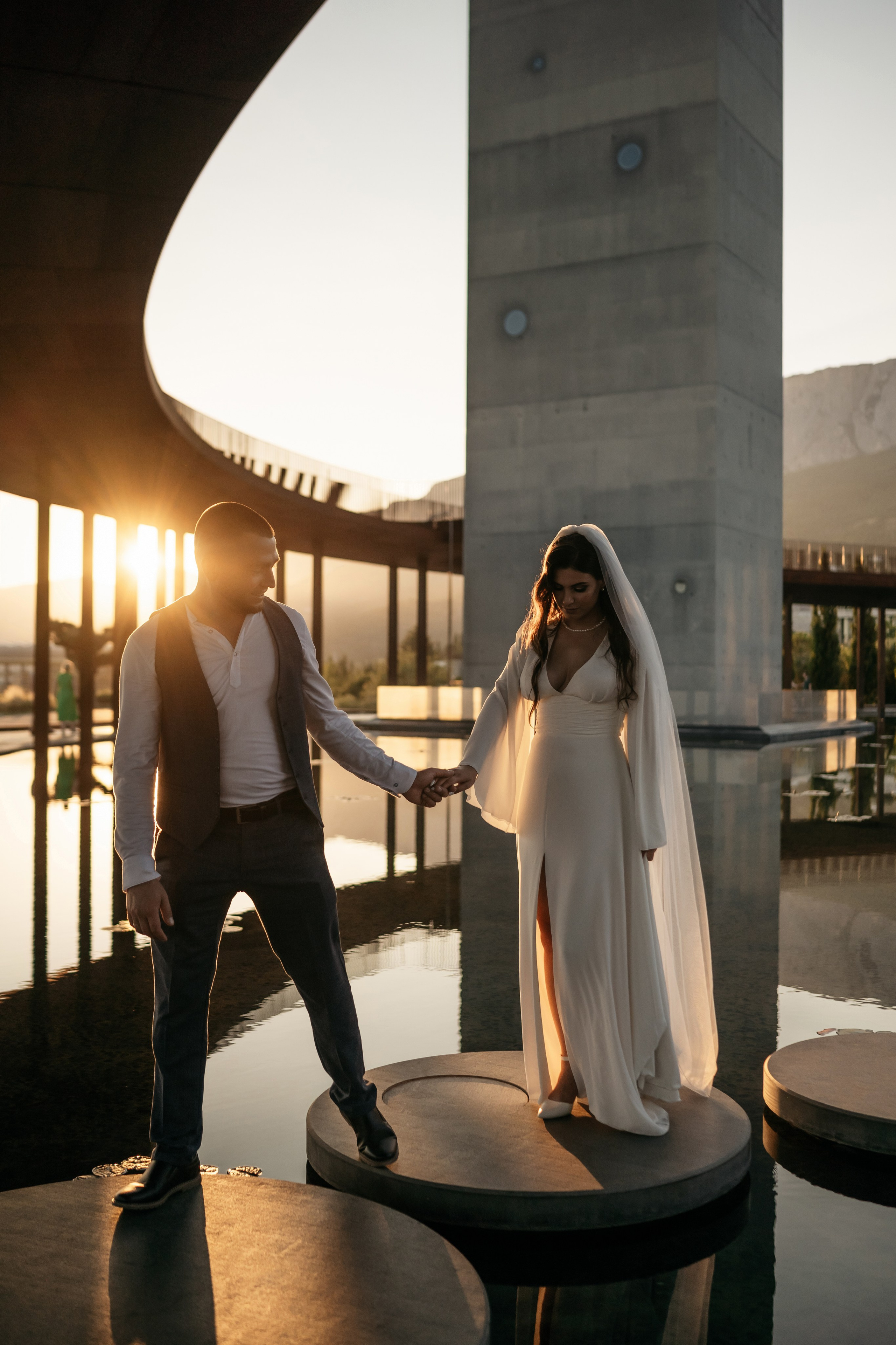 Свадьба в Винном парке в Крыму. Свадебный и семейный фотограф и видеограф, Крым, Москва, Санкт -Петербург