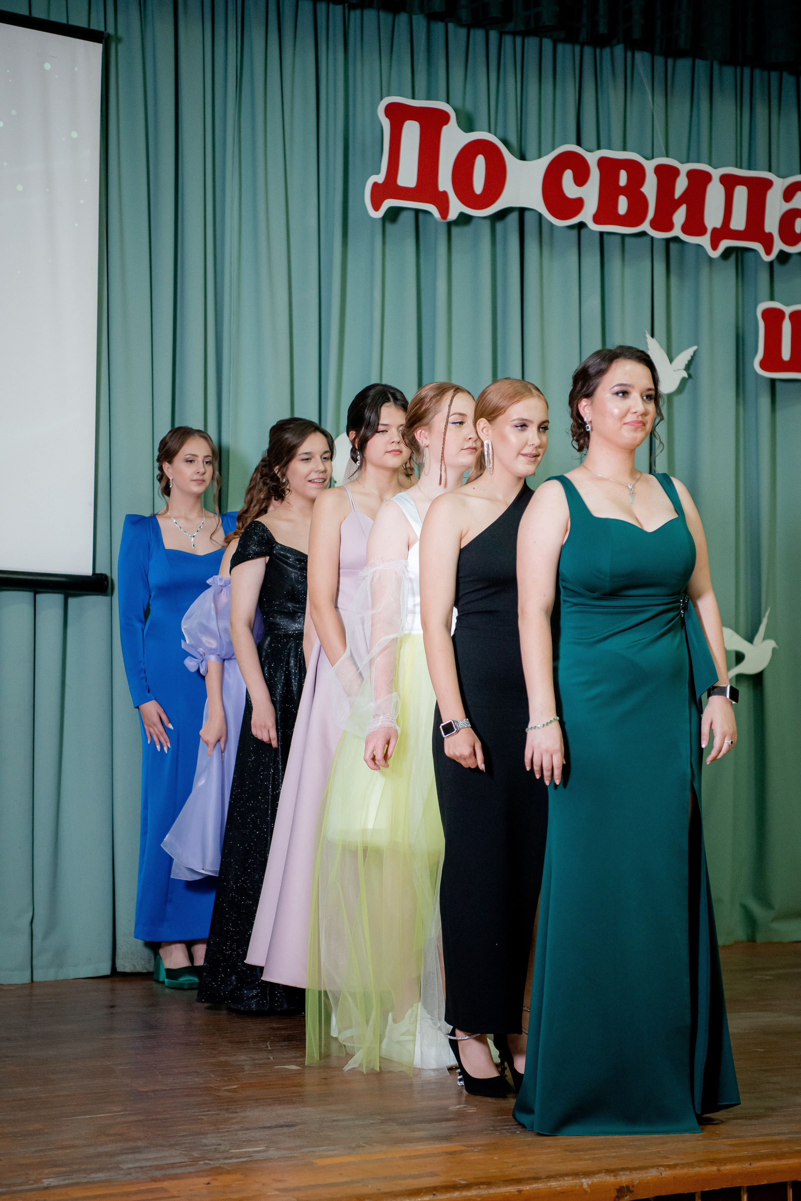 140 Школа. Вручение и Банкет. Сити Холл. Фотограф в Волгограде и Волжском Александр Горбань