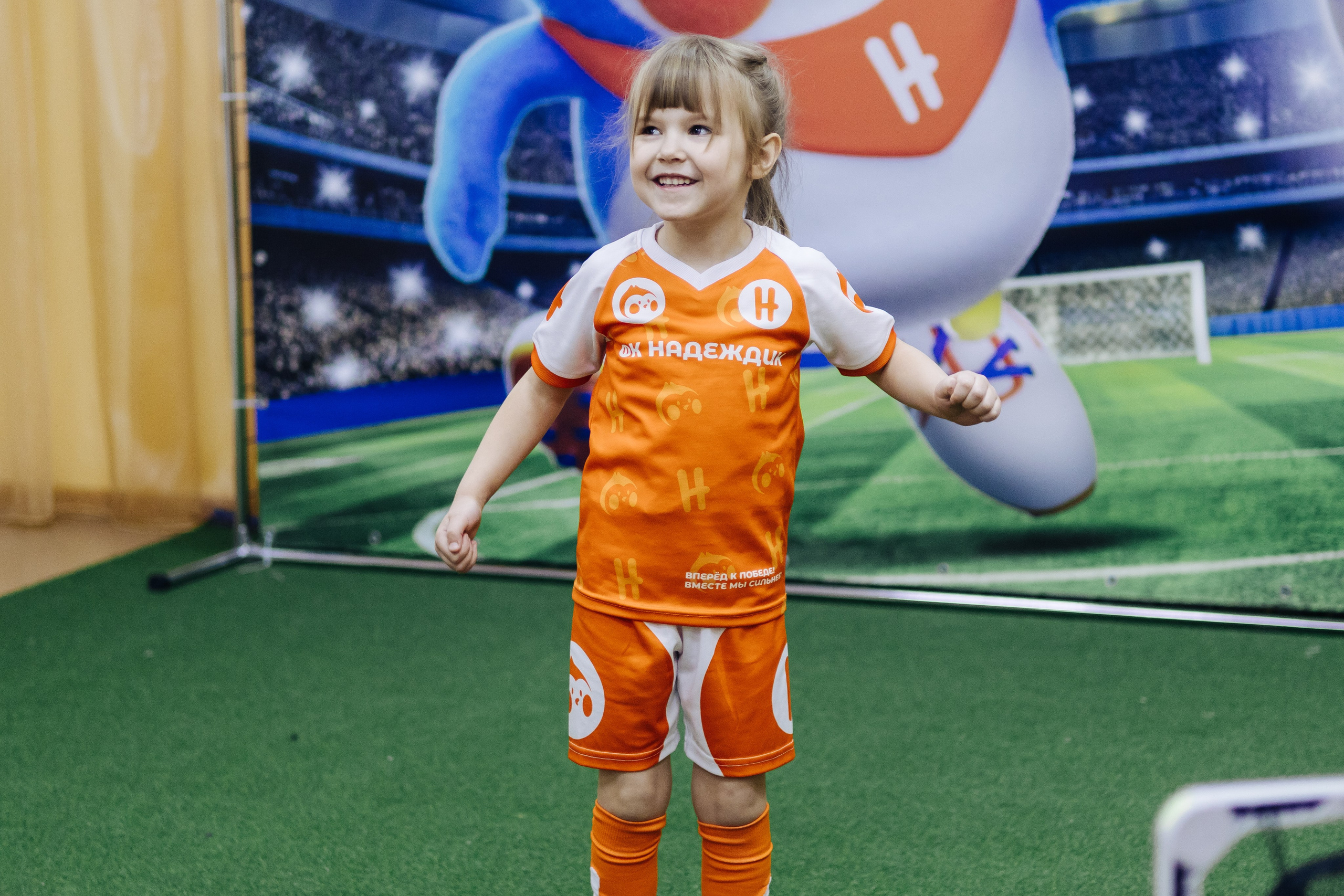 Фотосессия с кубком в детских садах г. Магнитогорска. Денис Прохоров Фотограф в г. Магнитогорск