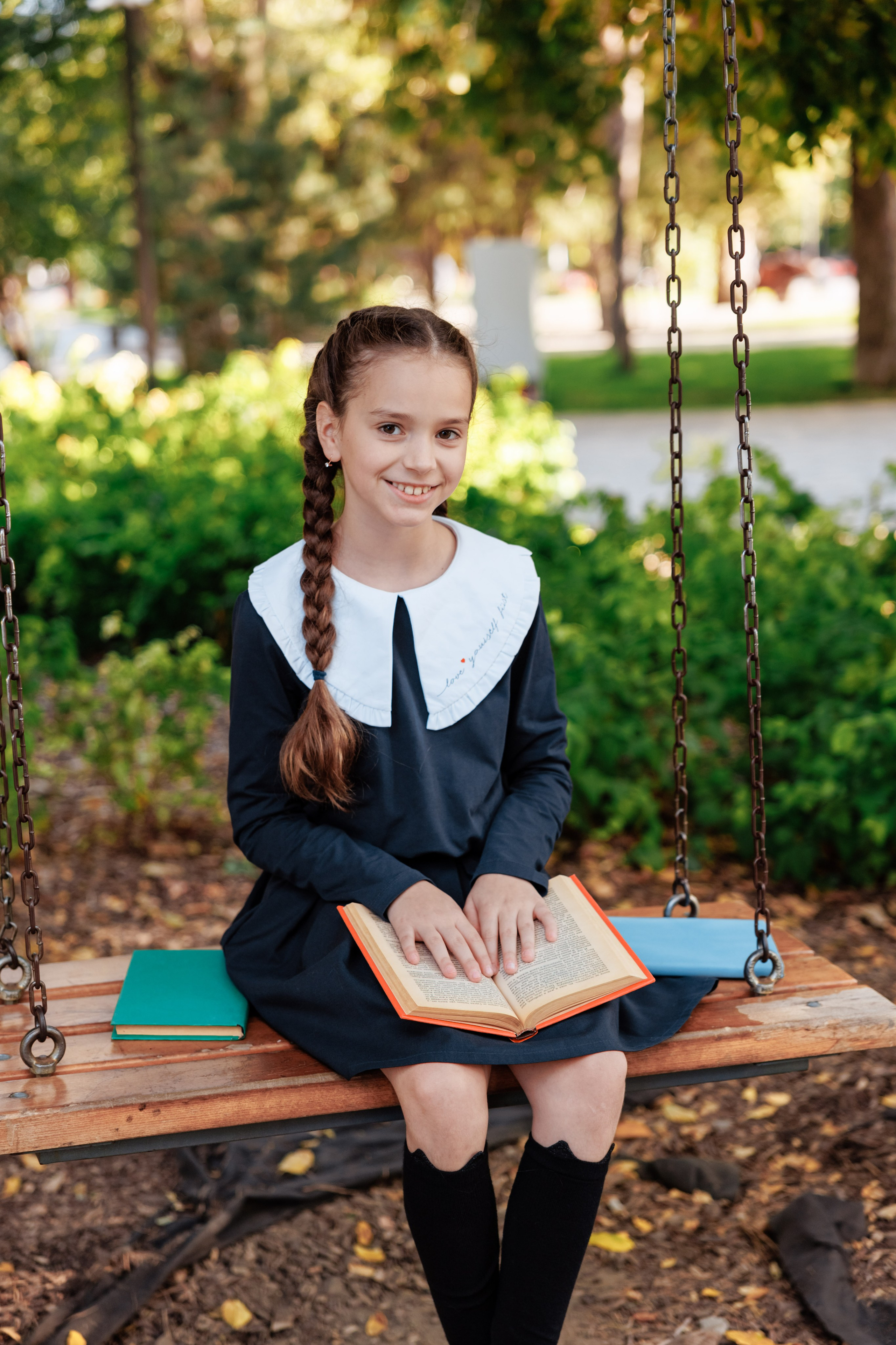 Начальные классы. Выпускные школьные фото­альбомы для школ и детских садов в Волгограде и Волжском