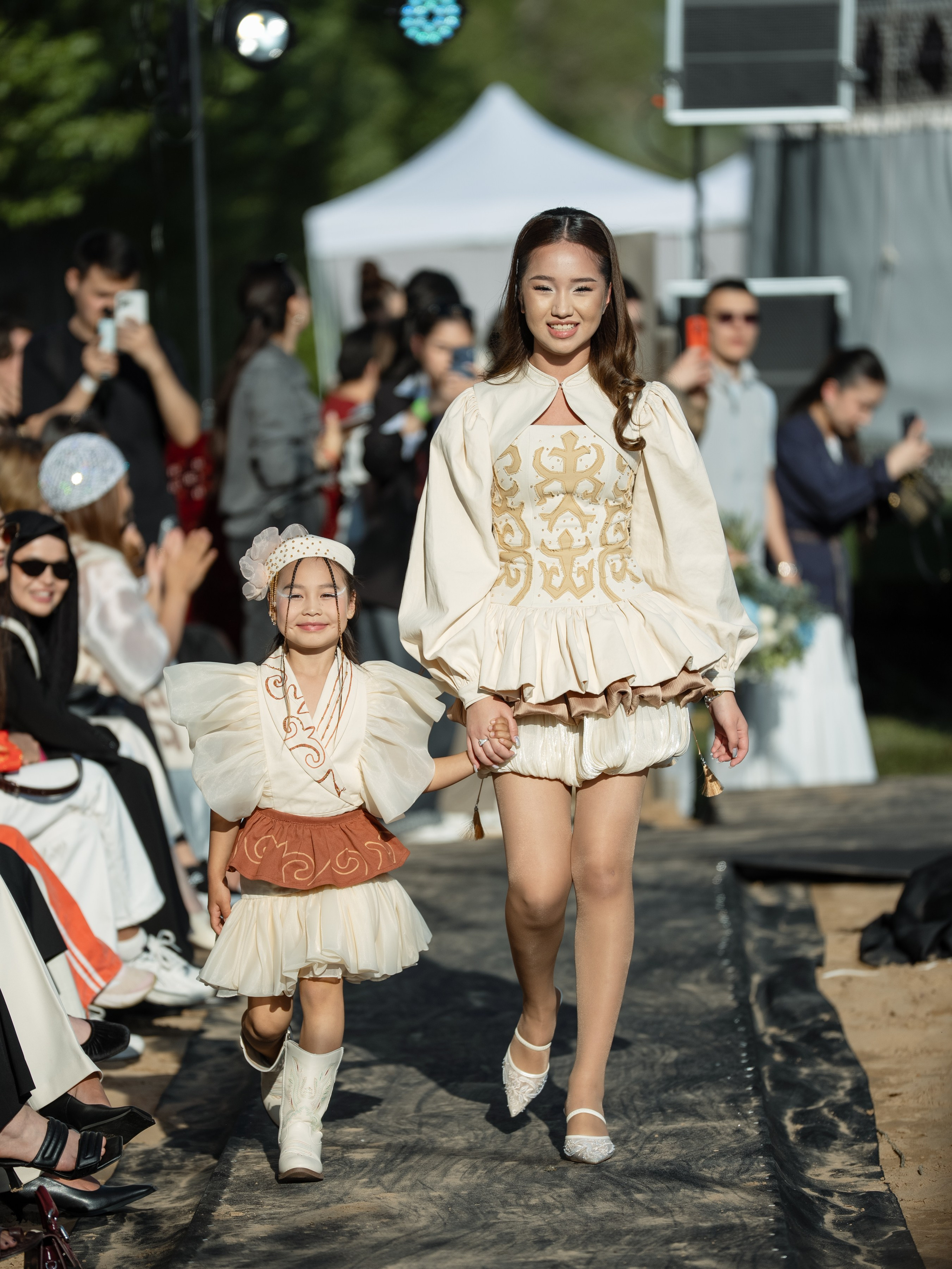 Brand Darideiya. Сайт Алматинского НЮ АРТ, будуар и фэшн фотографа Дениса Карпенко