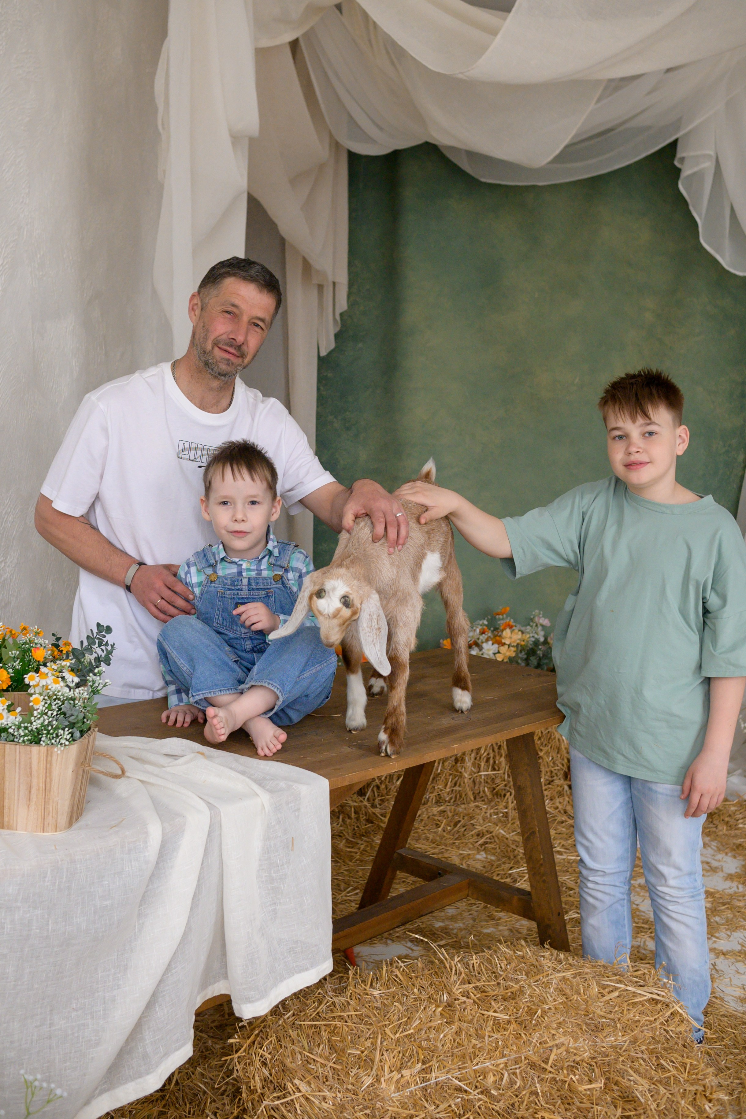 Фотостудия «Рояль» зал «Графика». Фотограф новорожденных, семейный детский в Тюмени Татьяна Морозова