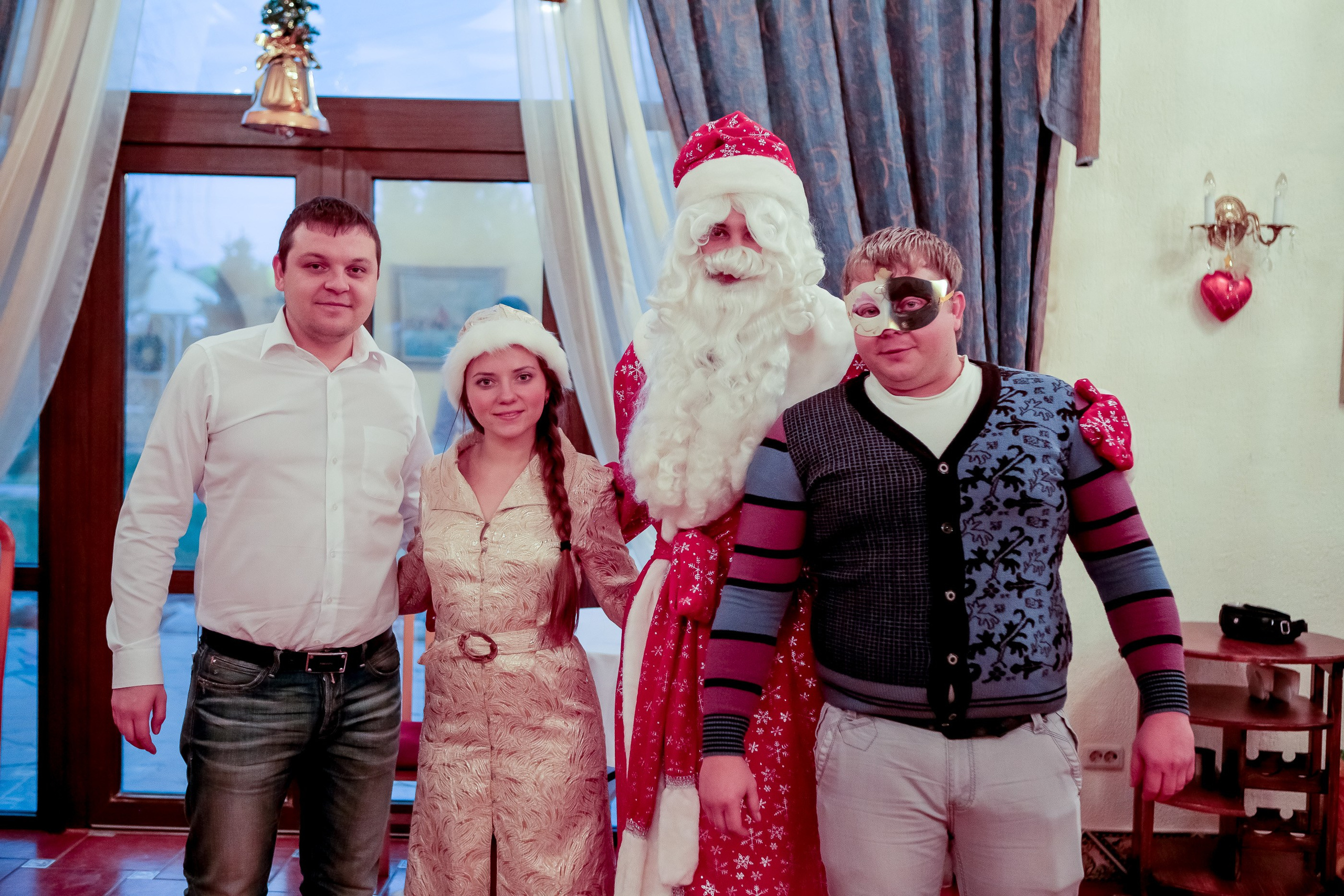 Корпоратив. Max Matvich and Victoria Basova are professionals in their field