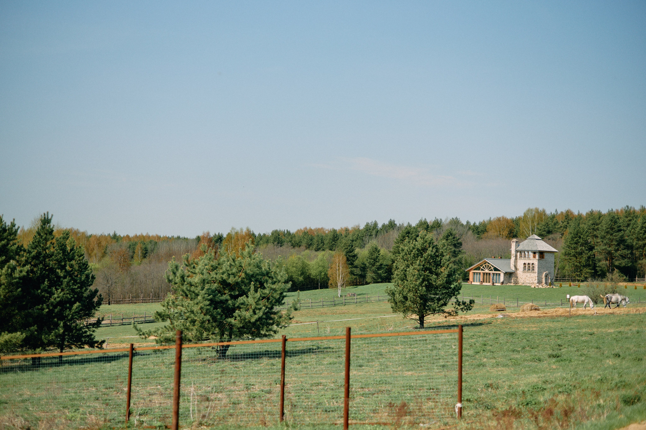 Бутик-отель Поле летом. Профессиональный Фотограф во Владимире, в Москве и в Суздале — Полина Романычева